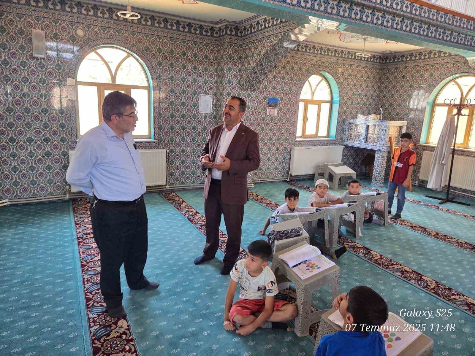 İpekyolu Müftüsü Tavlaşoğlu’dan Kur’an kurslarına ziyareti 