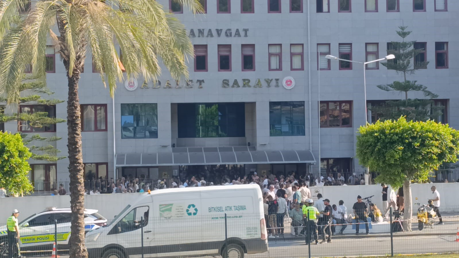 Tutuklanan Manavgat Belediye Başkanı ve 5 şüpheli cezaevine gönderildi 