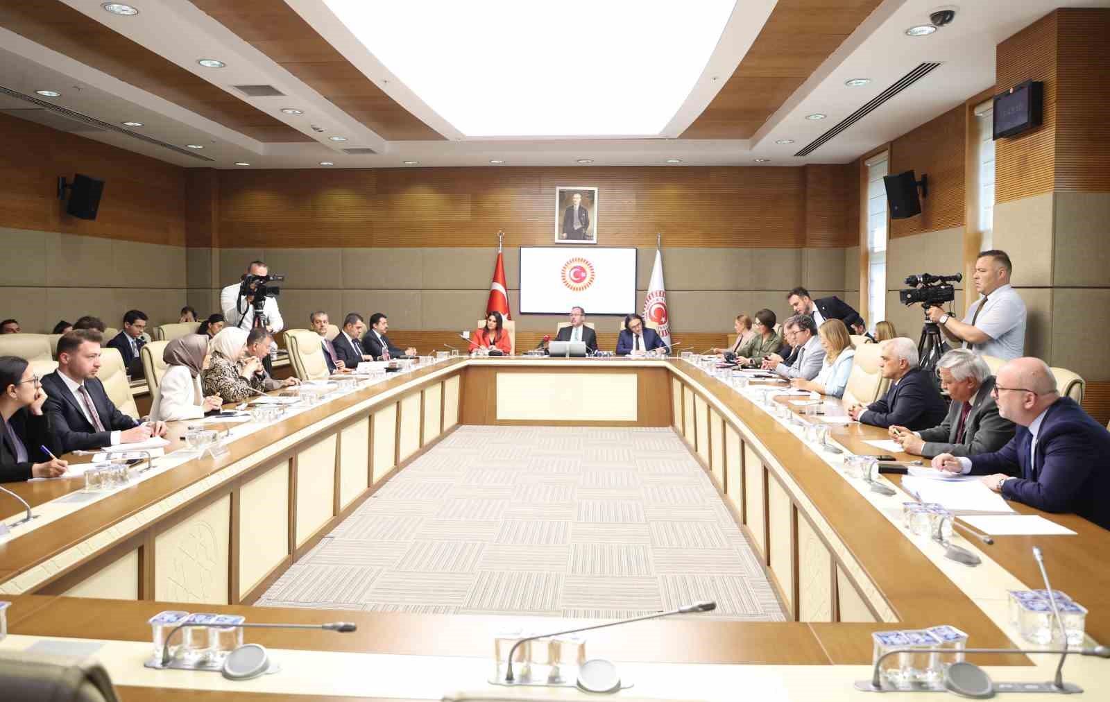 Kasapoğlu’ndan ‘siyaset üstü yaklaşım’ çağrısı 