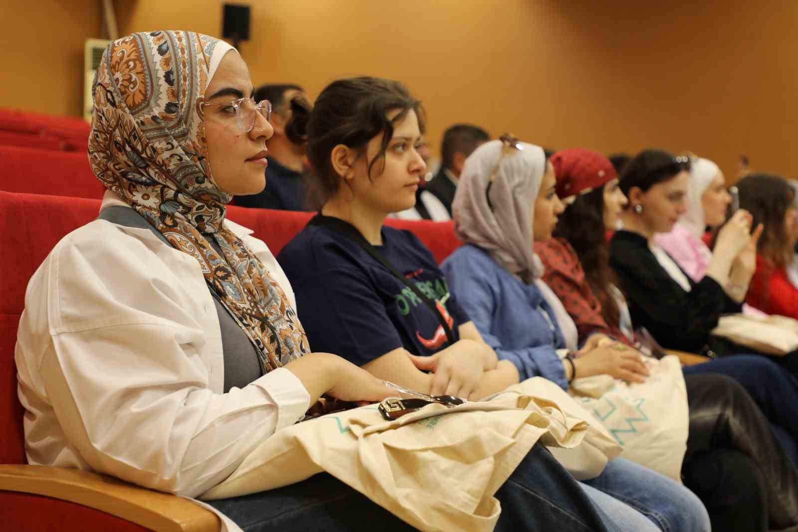 BARÜ’de Türkçe Yaz Okulu başladı 