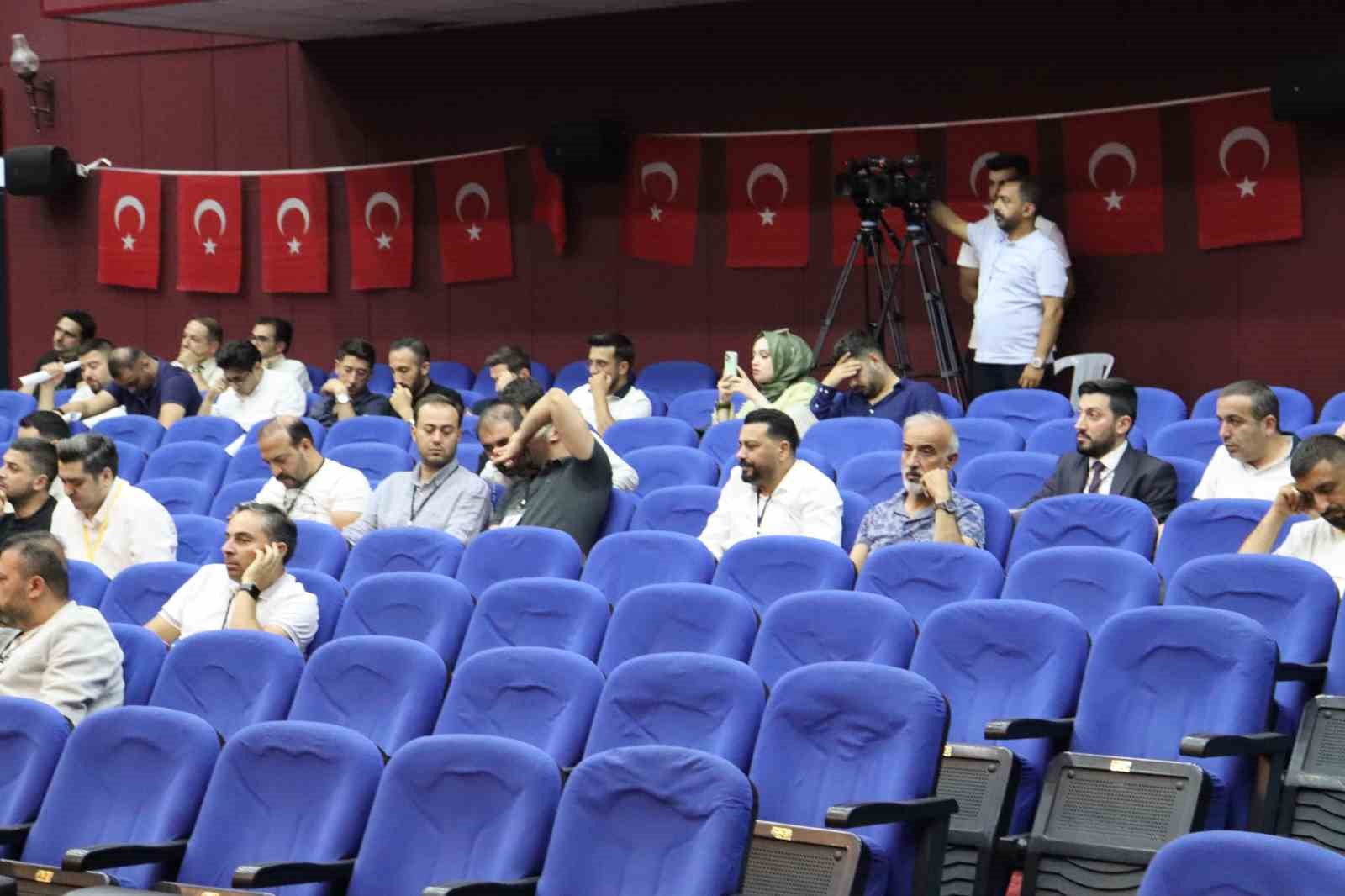 Elazığspor yönetimi ibra edildi 
