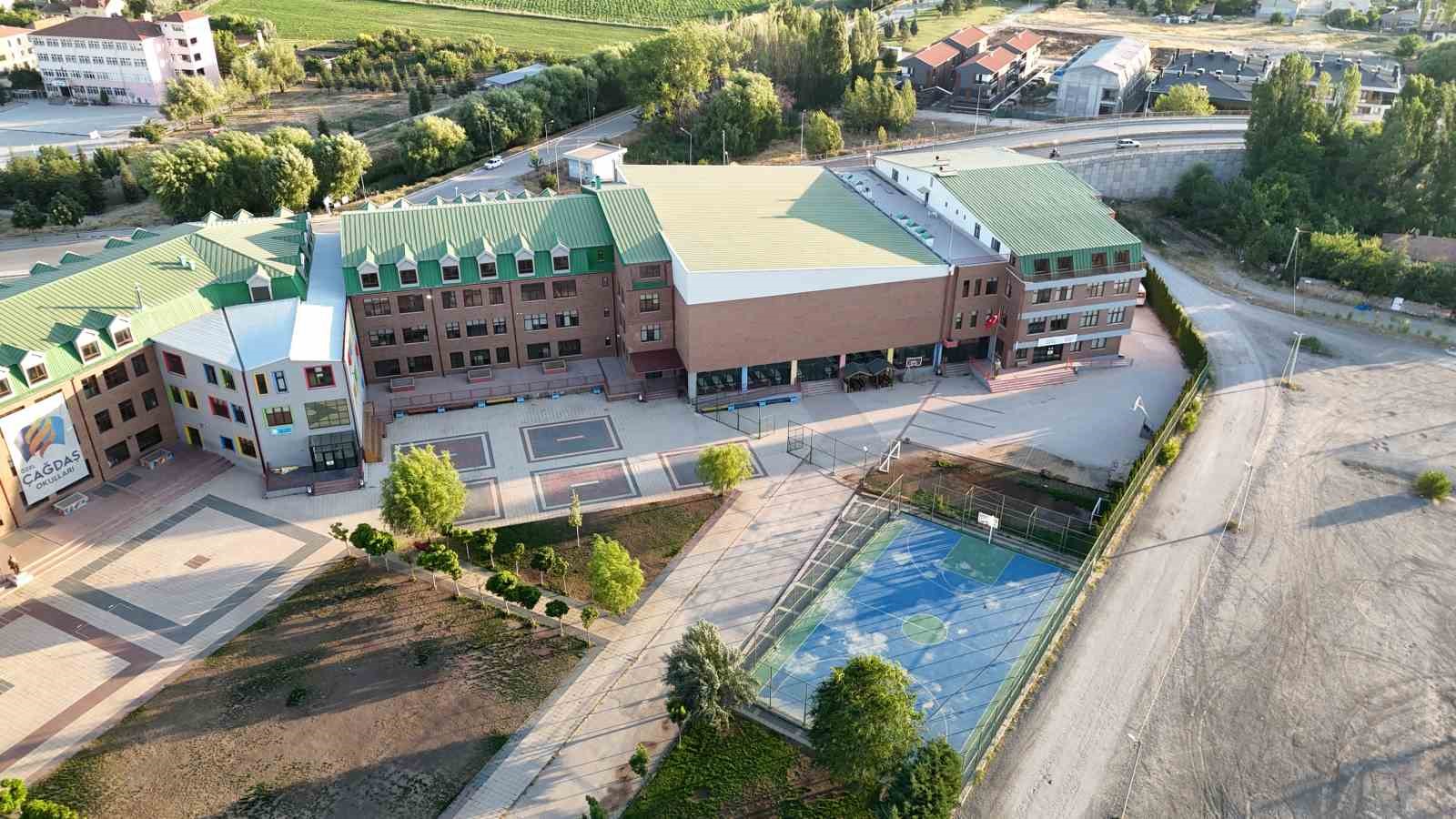 Büyükerşen’in vakfına kayyum atandı 