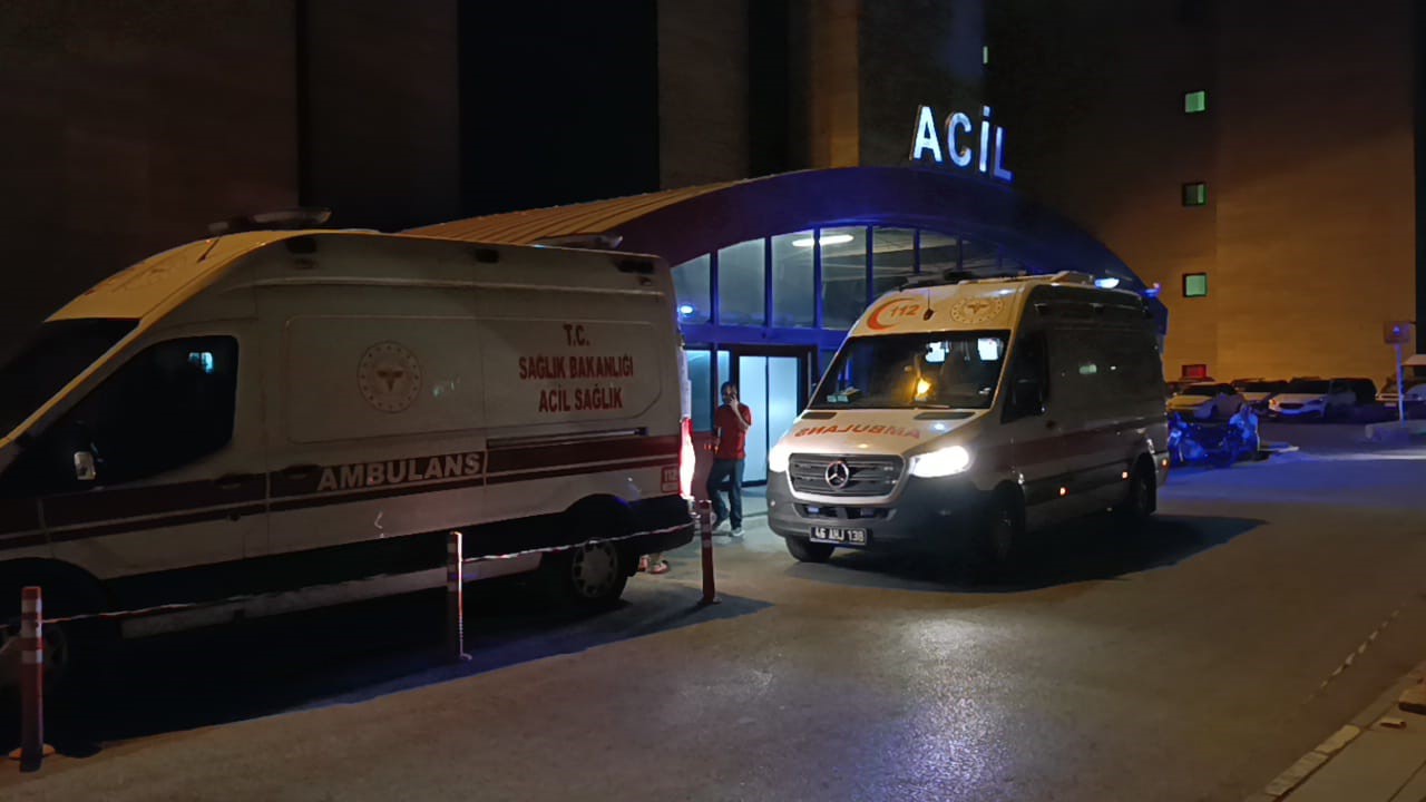 Otomobil sulama kanalına düştü: Baba ve oğlu hayatını kaybetti 