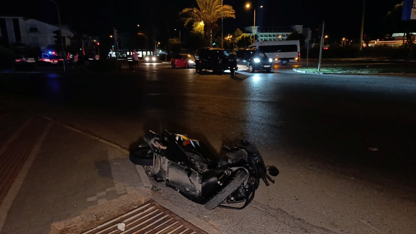 Kasksız kullandığı motosikletle yaptığı kaza hayattan kopardı 