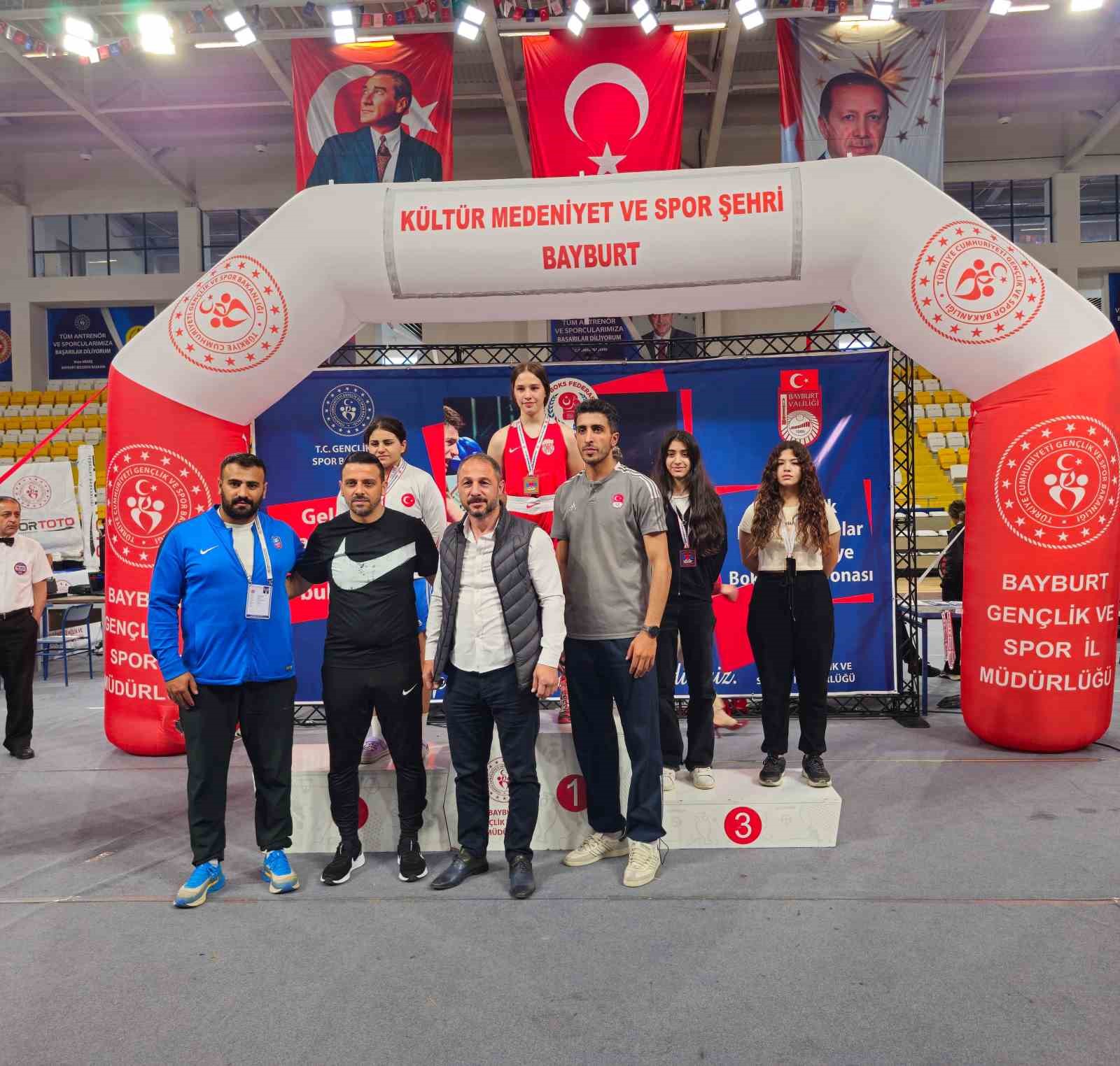 Aydınlı boksörler Türkiye şampiyonasında dereceye girdi 