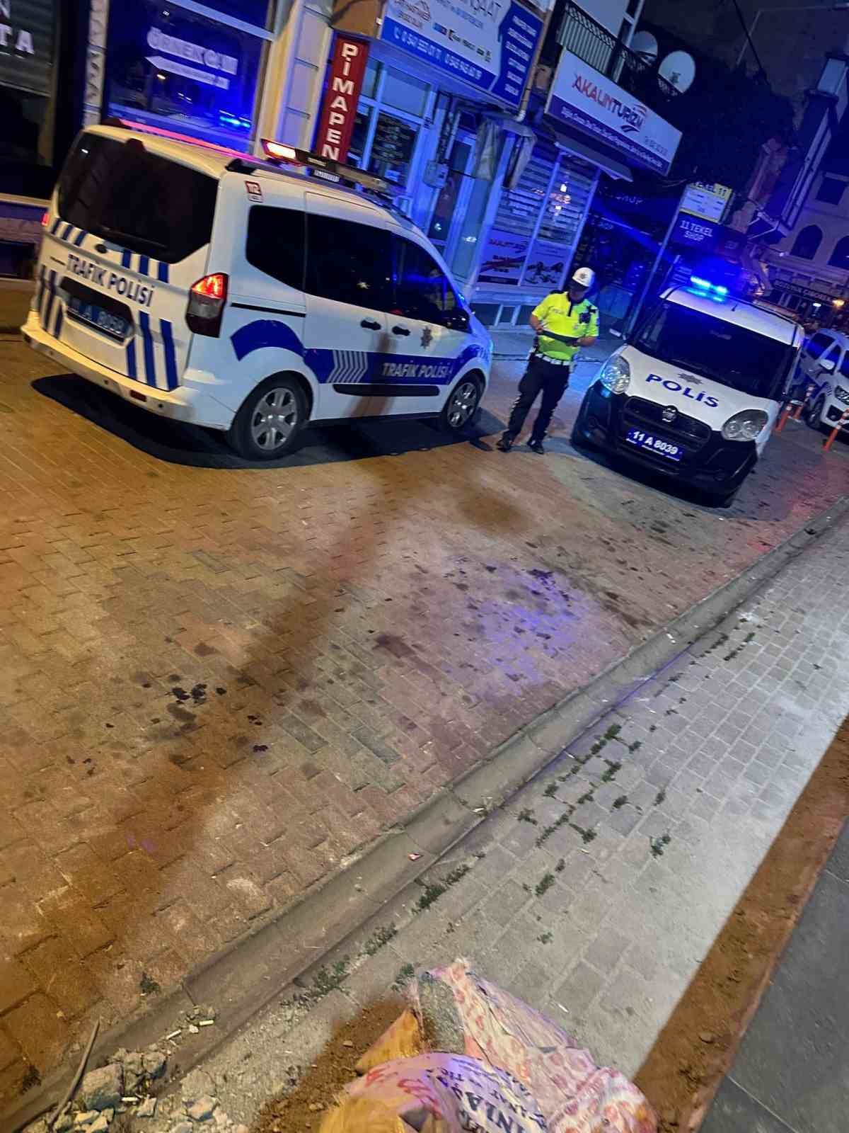 Silahla vurulan 21 yaşındaki genç hayatını kaybetti 