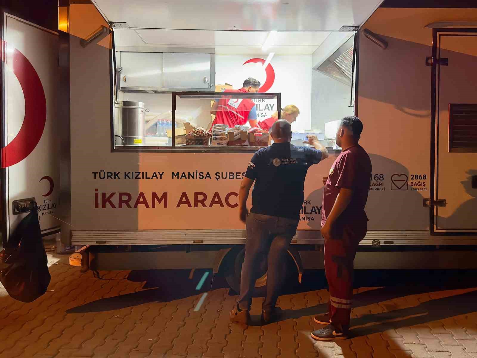 Manisa Türk Kızılay’dan orman ekiplerine destek 