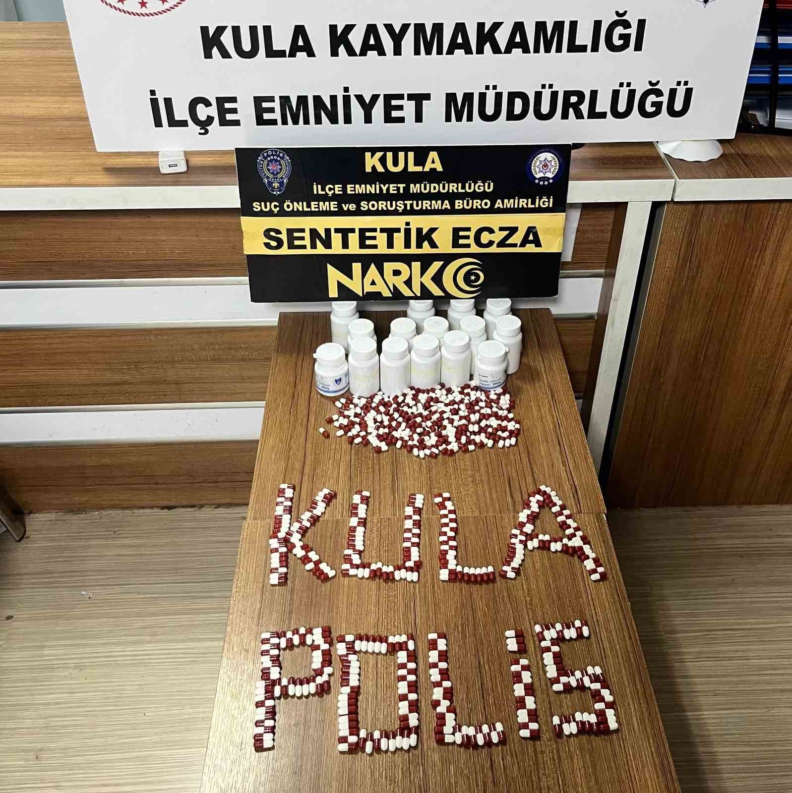 Kula’da uyuşturucu satıcılarına darbe: 7 şüpheli yakalandı