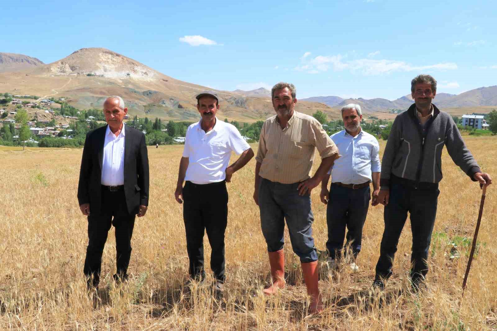 Vanlı çiftçiler sulama göleti istiyor 