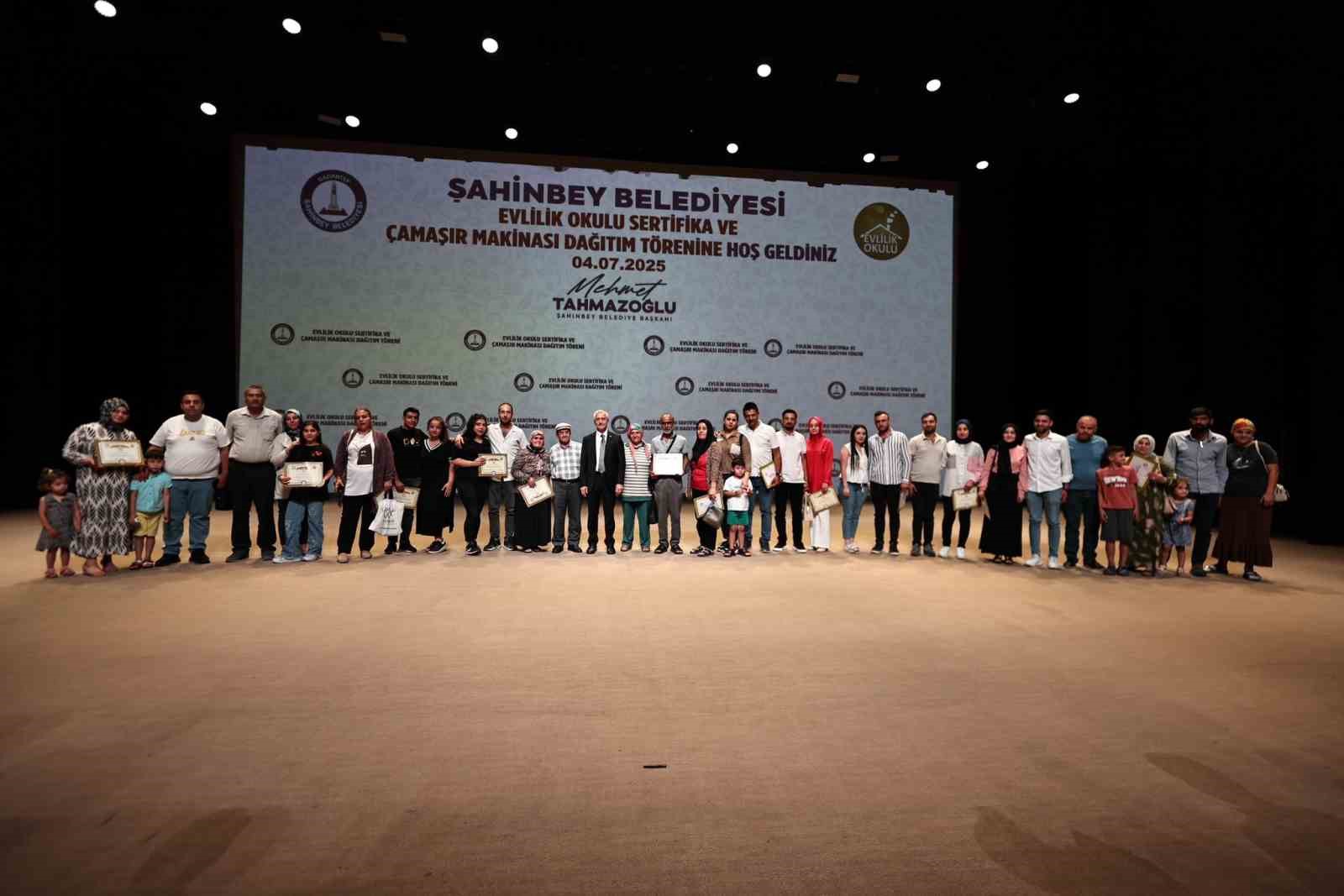 Aile olmanın bilinci Evlilik Okulu’nda öğretiliyor 