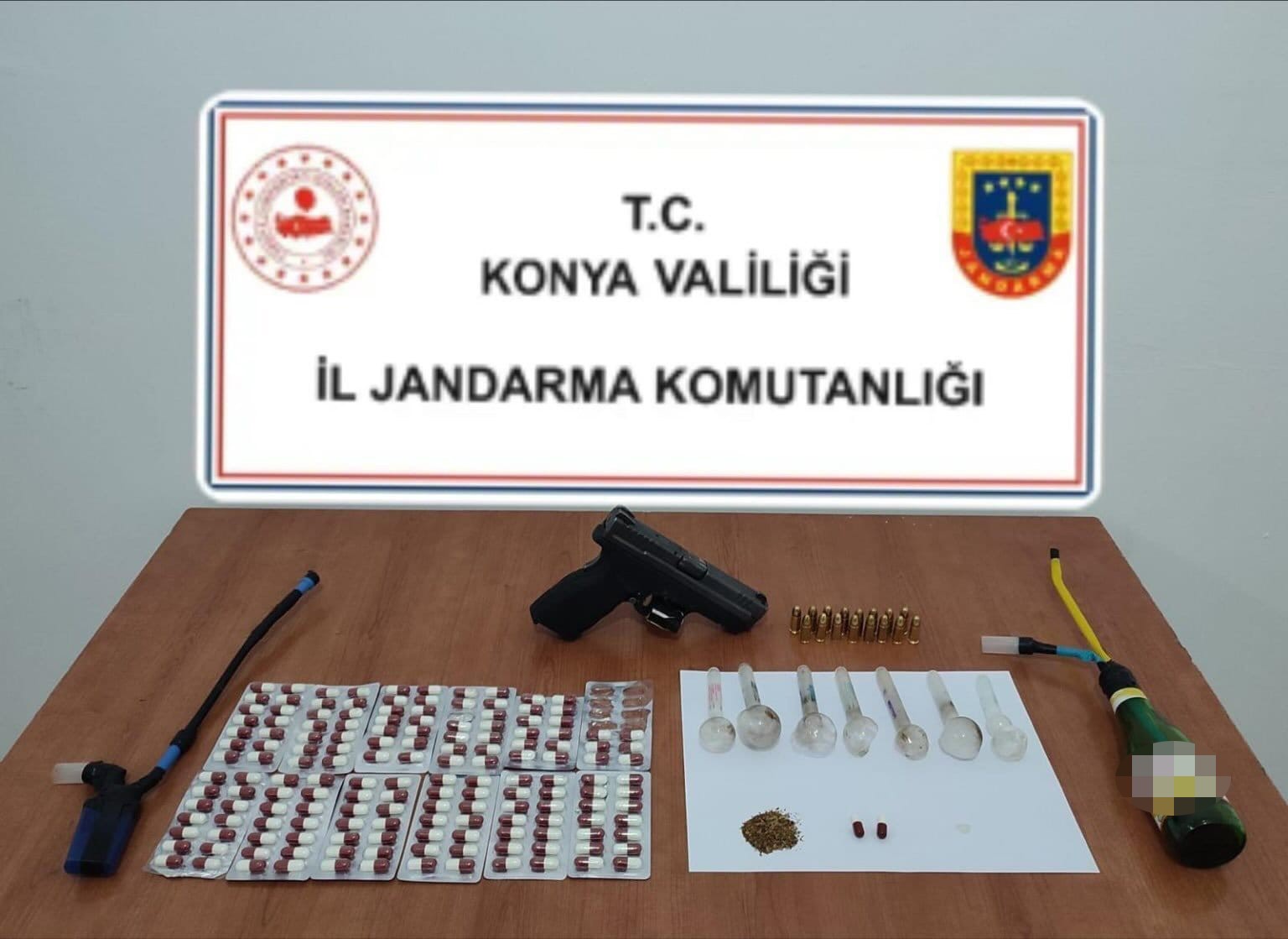 Konya’da jandarmadan uyuşturucu operasyonları 