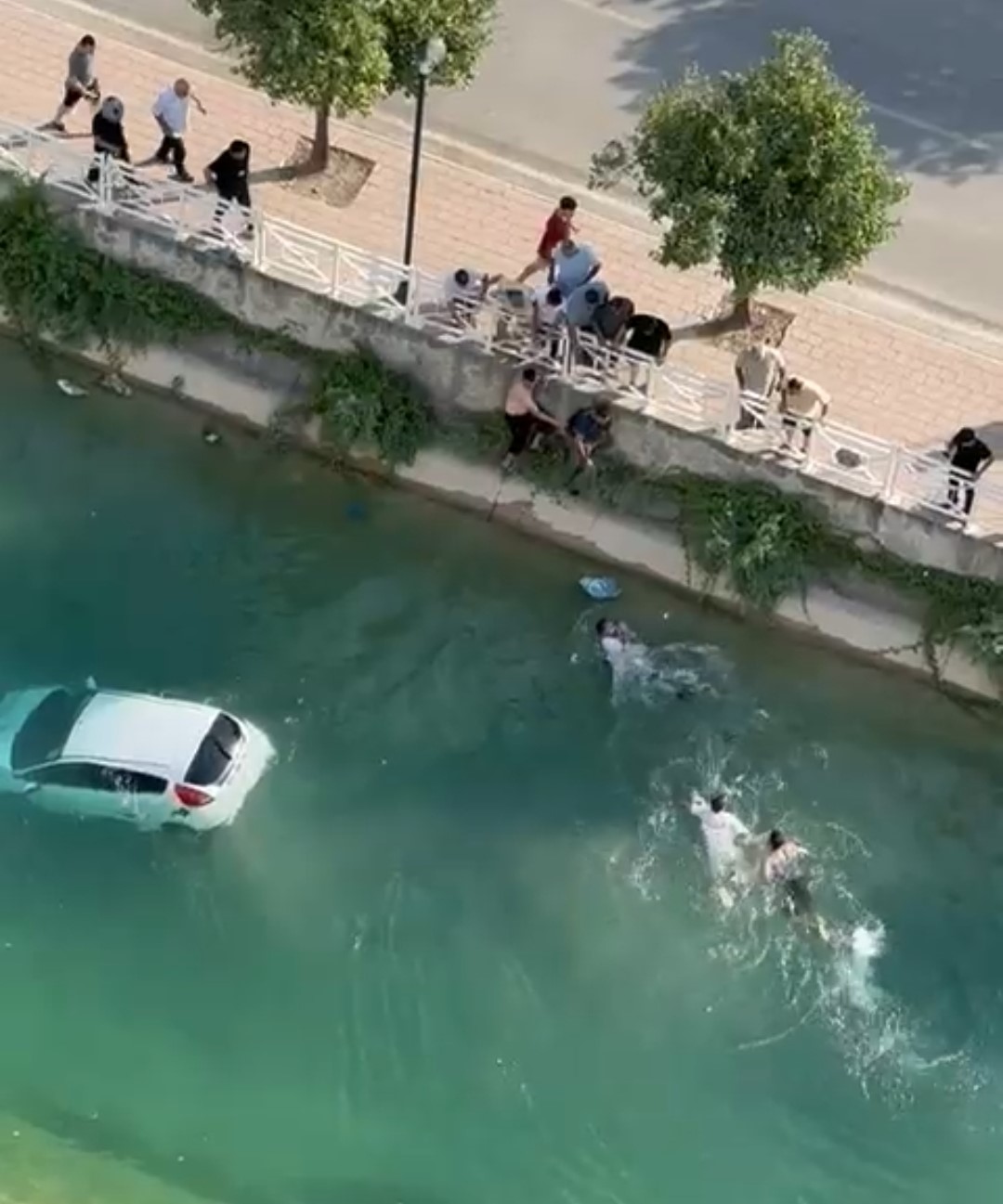 Sulama kanalında can pazarı 