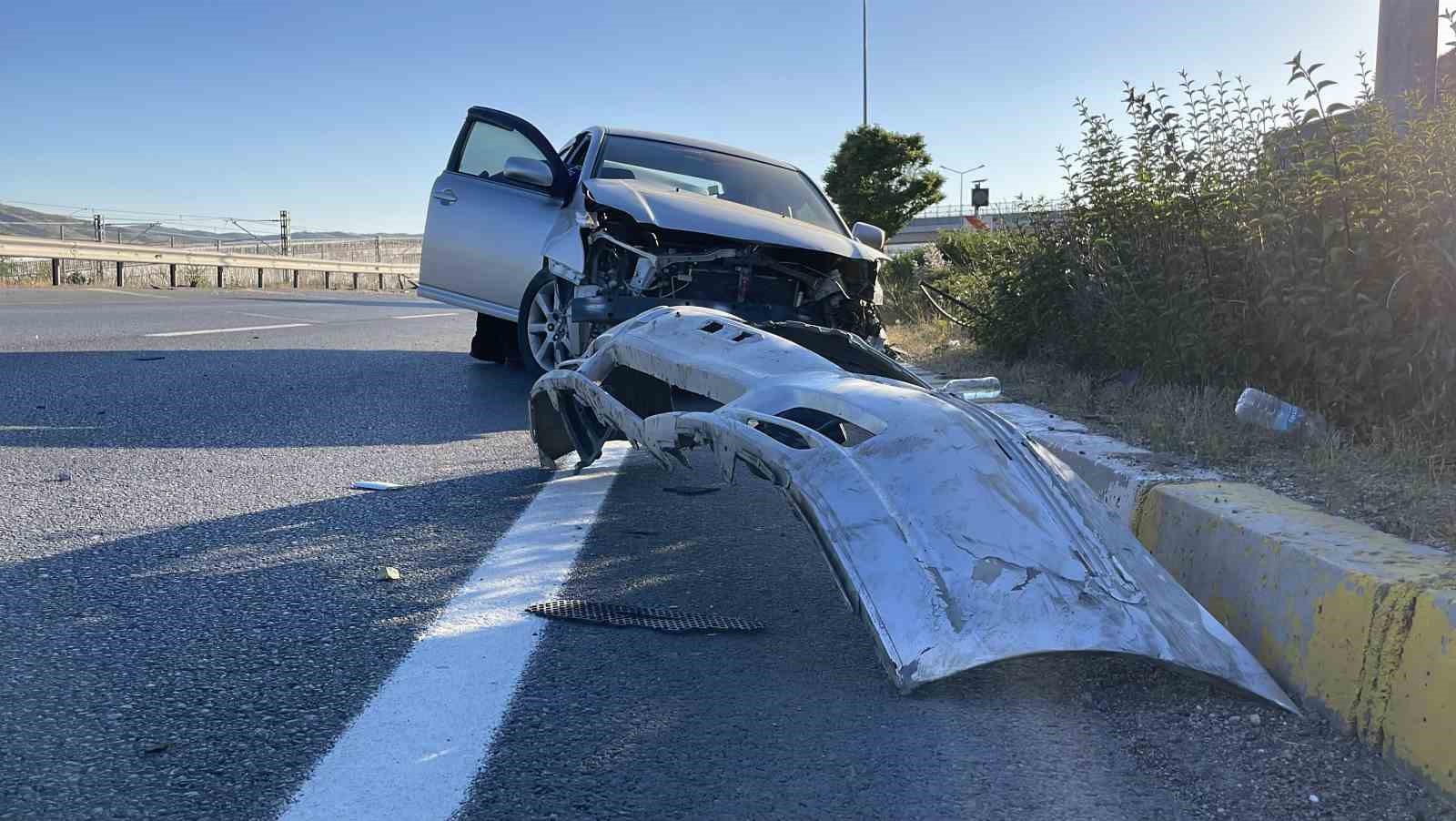 Sivas’ta trafik kazası: 2 kişi yaralandı 