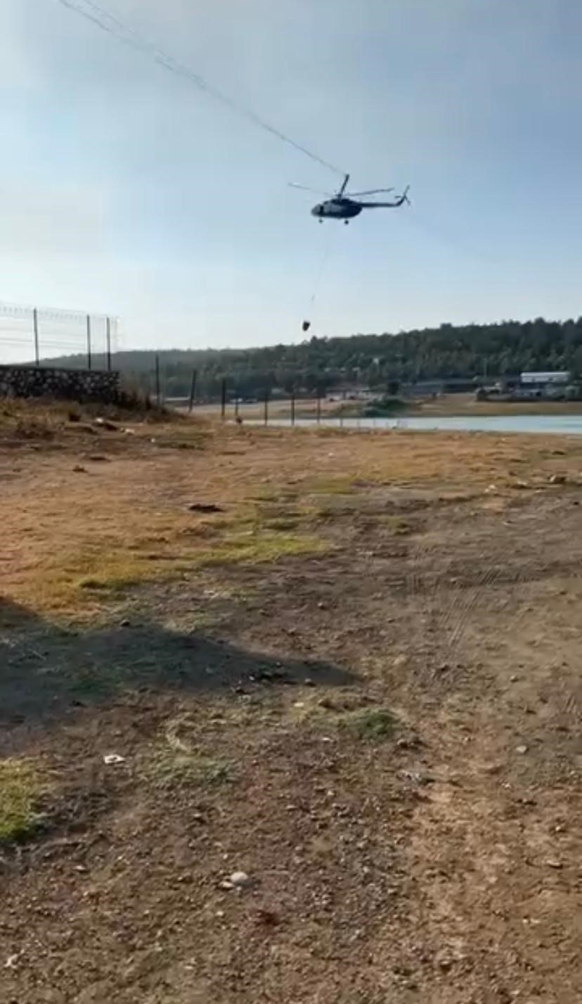 Yangına müdahale eden jandarma pilotundan büyük ustalık