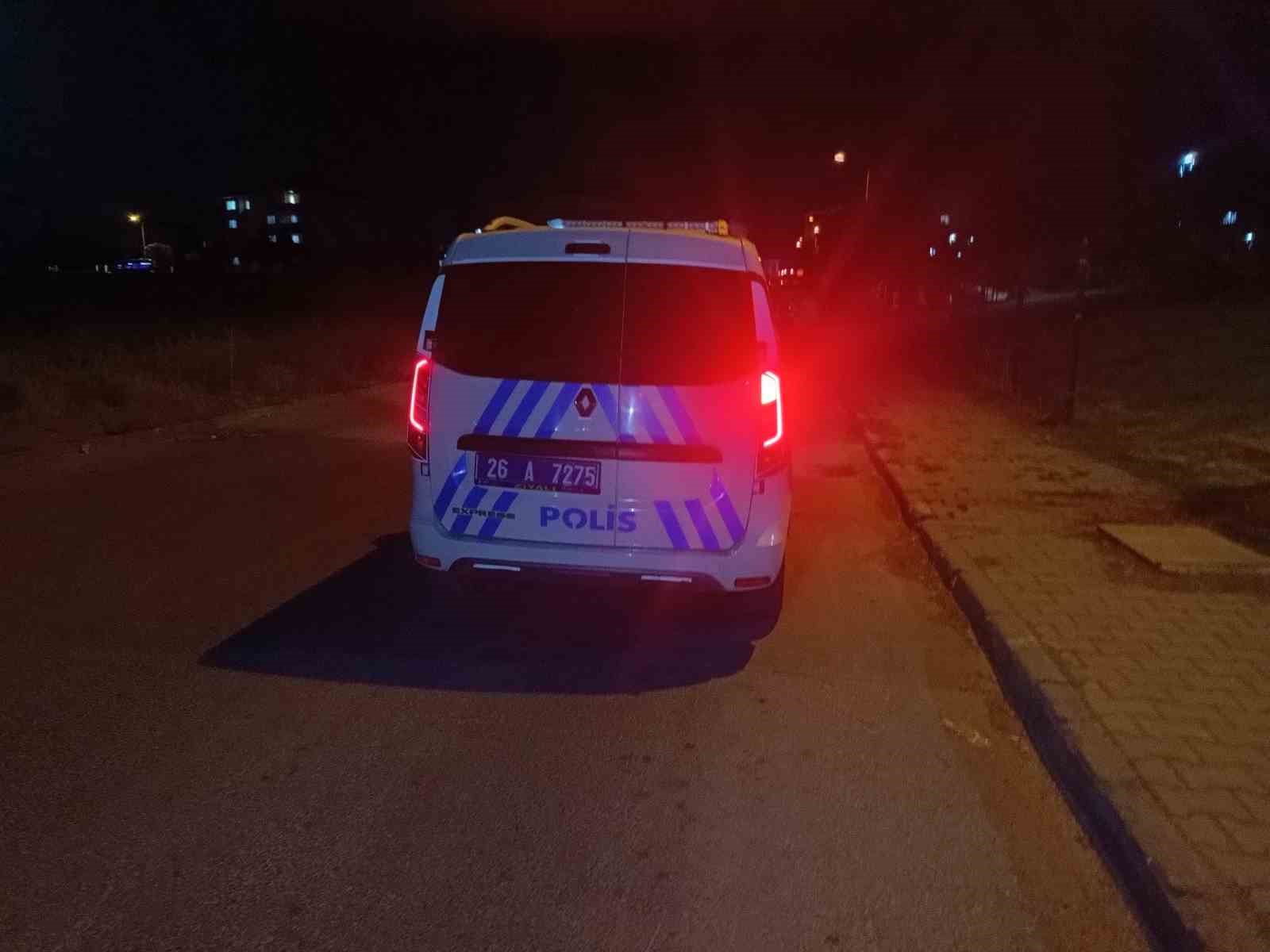 Eskişehir’de bıçaklı kavga: 2 yaralı 