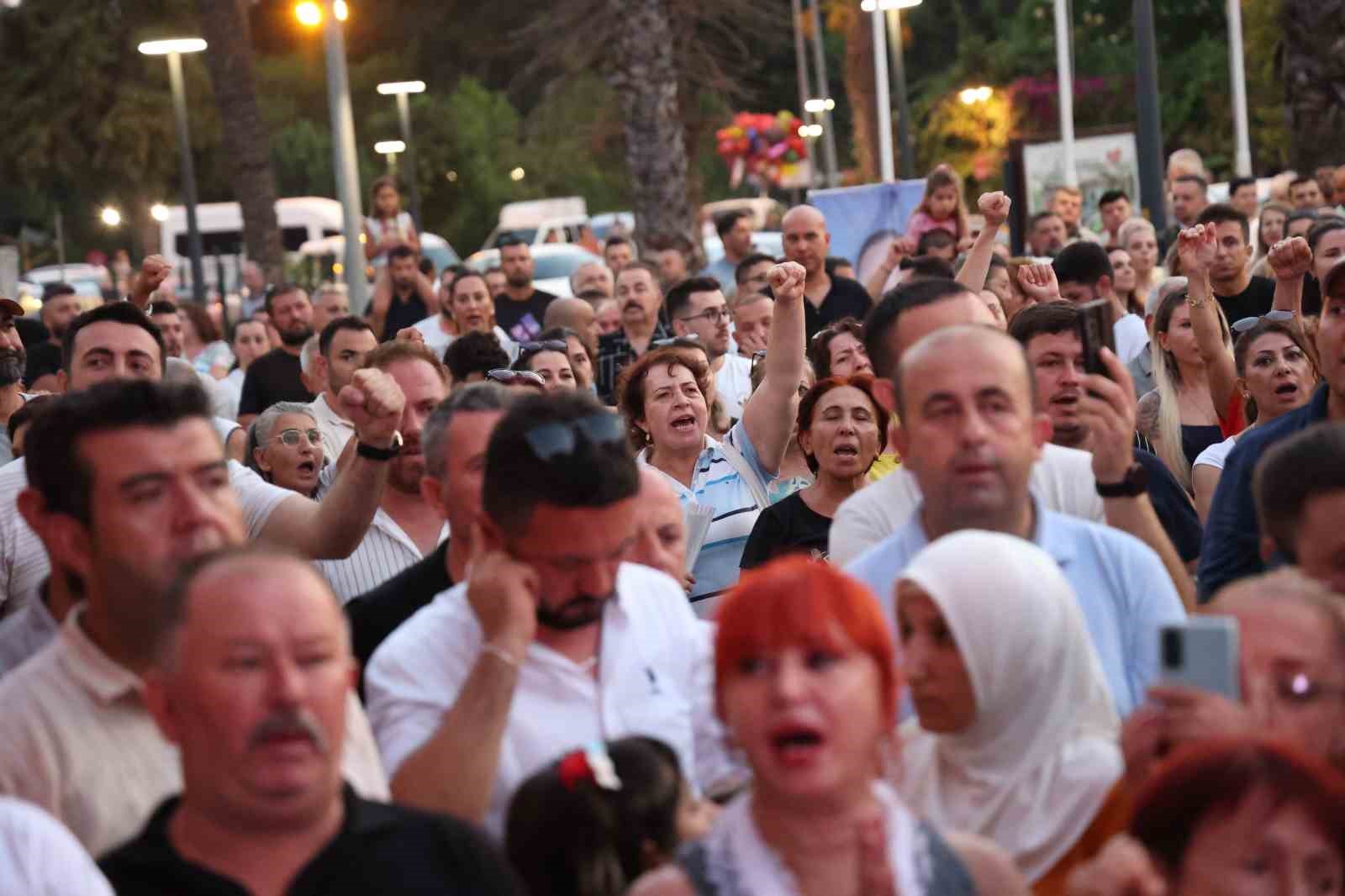 Antalya’da Muhittin Böcek’e destek mitingi 