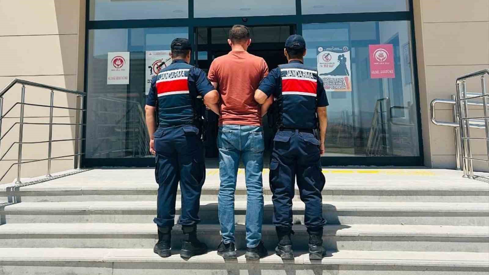Kırıkkale’de aranan 5 hükümlü jandarma operasyonuyla yakalandı 