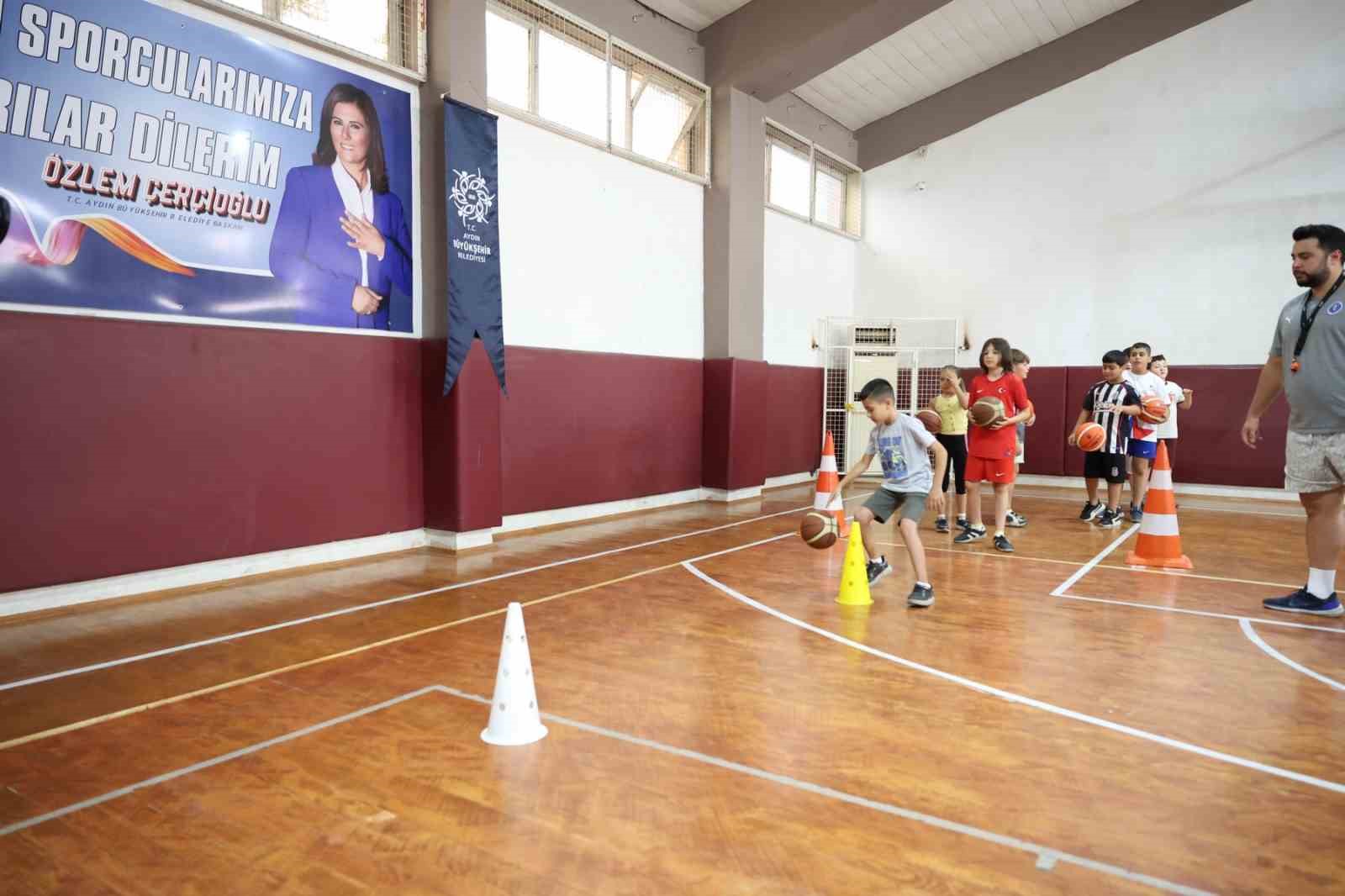 Başkan Çerçioğlu’ndan çocuklara yaz tatilinde spor desteği 