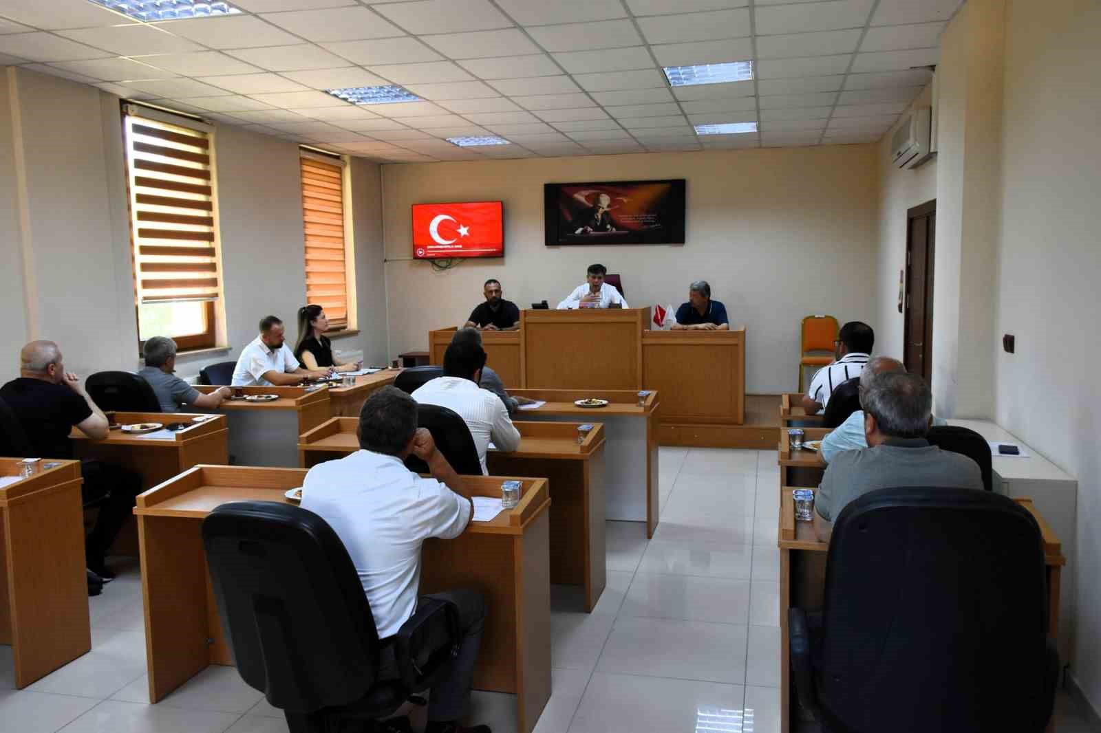 Söğütte devam eden projeler ve yeni yatırımlar ele alındı 