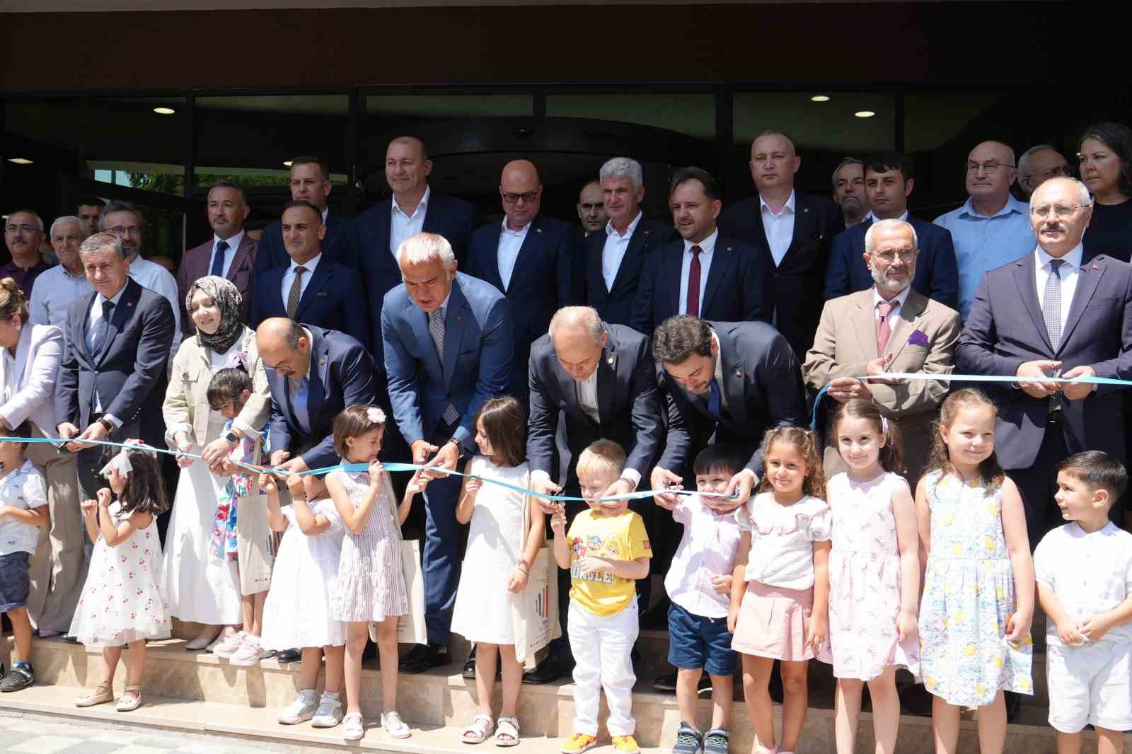 Bakan Ersoy: 