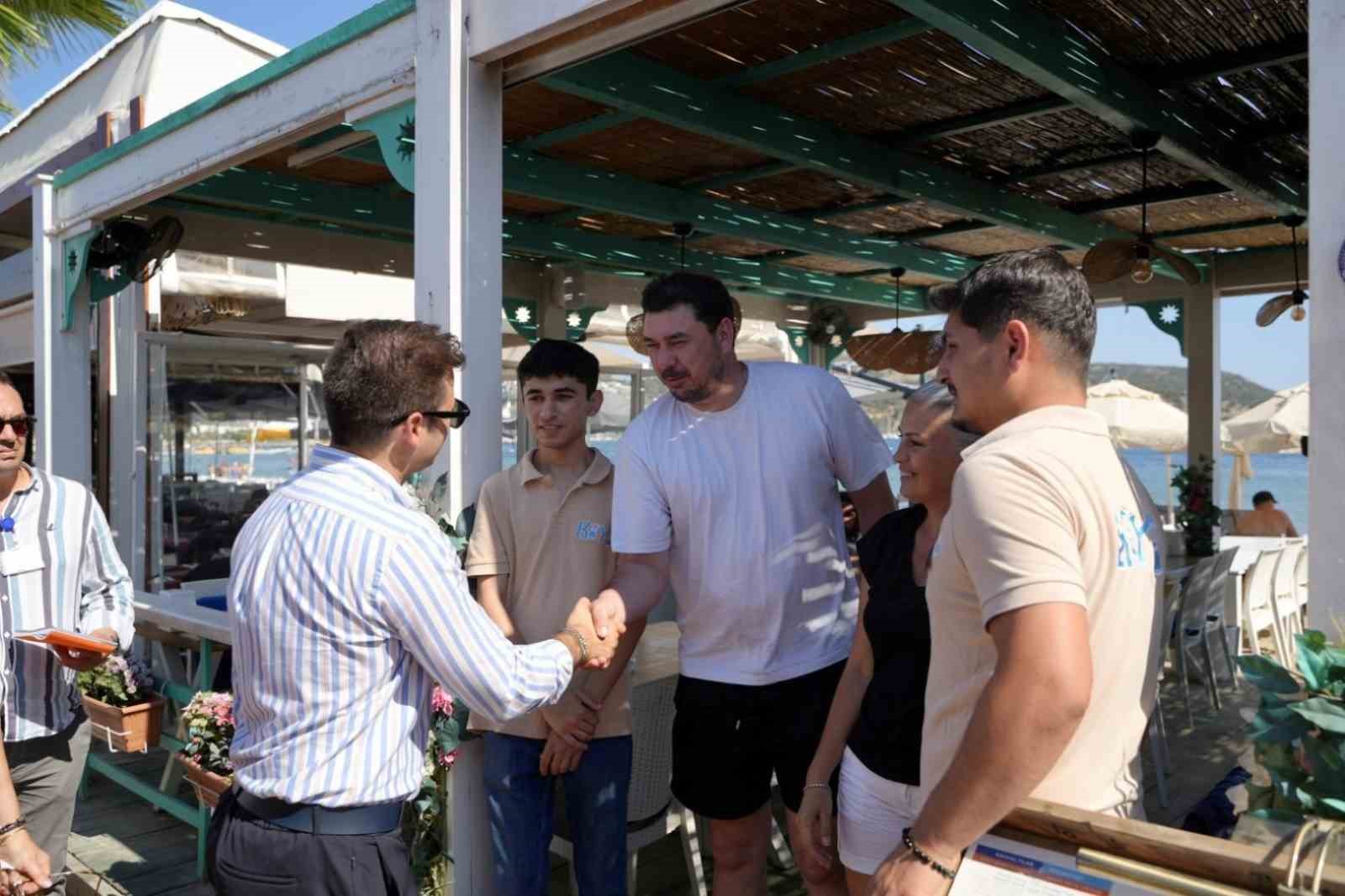 Başkan Mandalinci, mahalle ziyaretlerine devam ediyor 