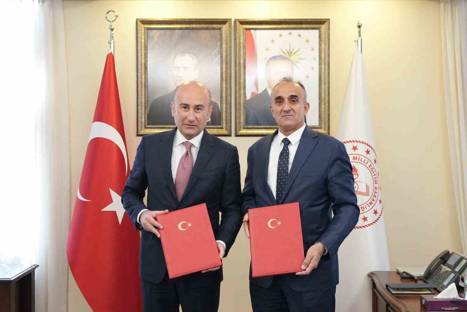 Erzurum’a 24 derslikli ortaokul 
