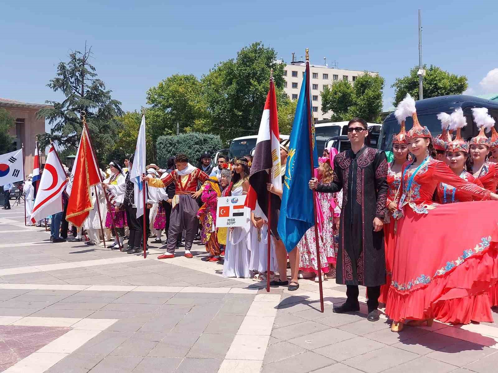 Vilayet Meydanı’nda festival etkinliği 