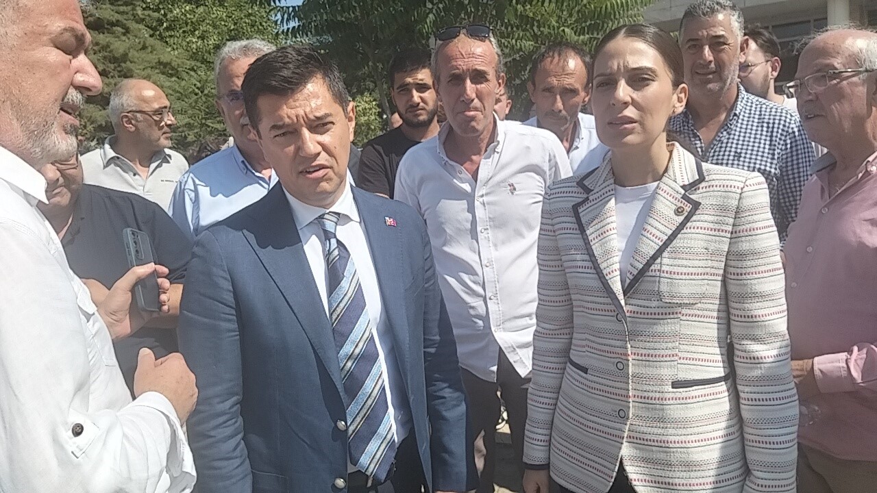 Polis kalkanını yumruklayan Marmaris Belediye Başkanı Ünlü hakim karşısına çıktı 