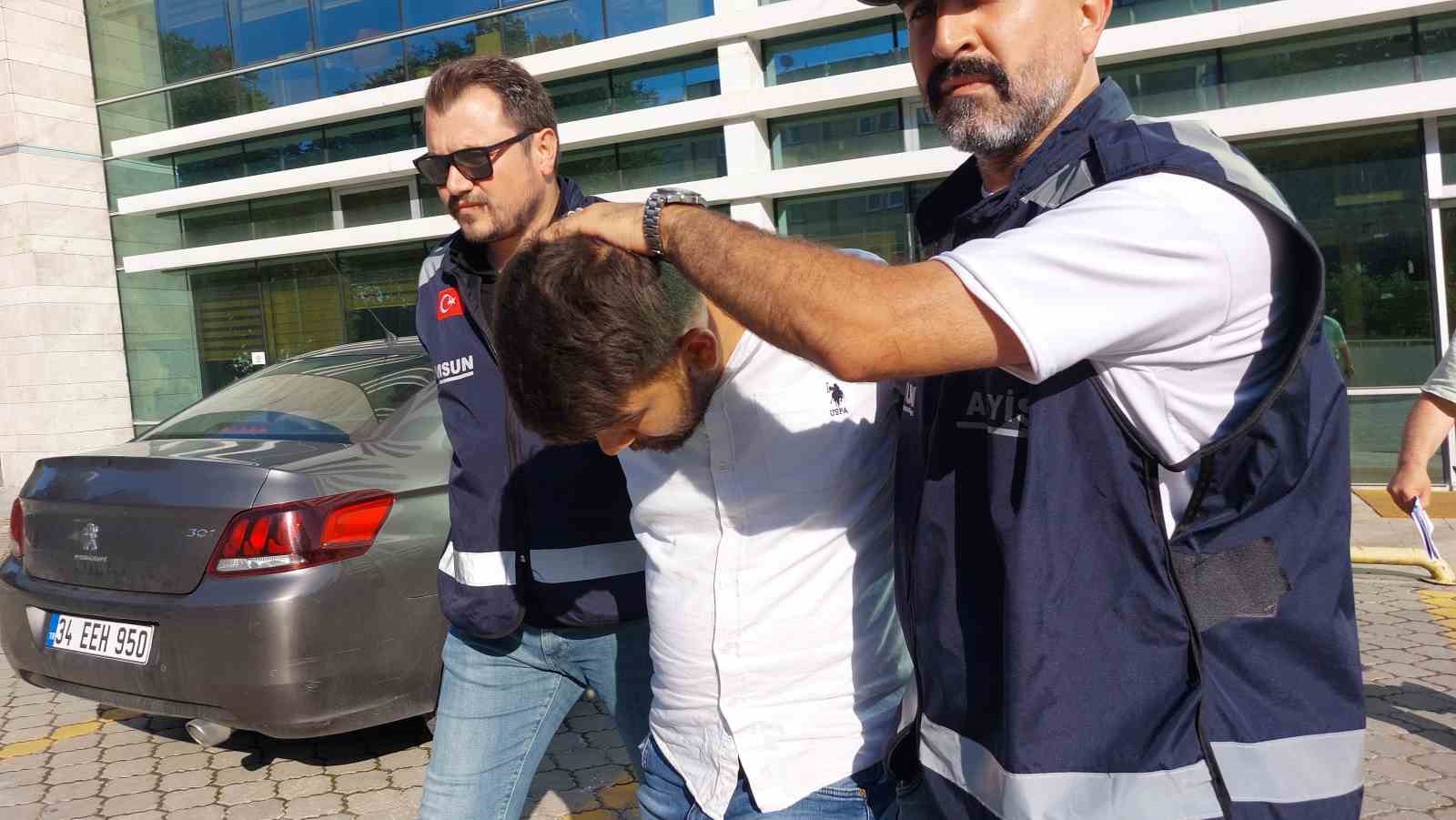 Kavga sırasında üzerinden araçla 3 kez geçtiği akrabasını öldüren şahıs tutuklandı 