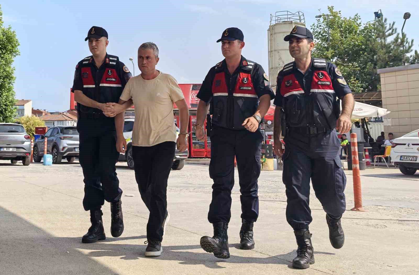 Cezaevi firarisini jandarma yakaladı 