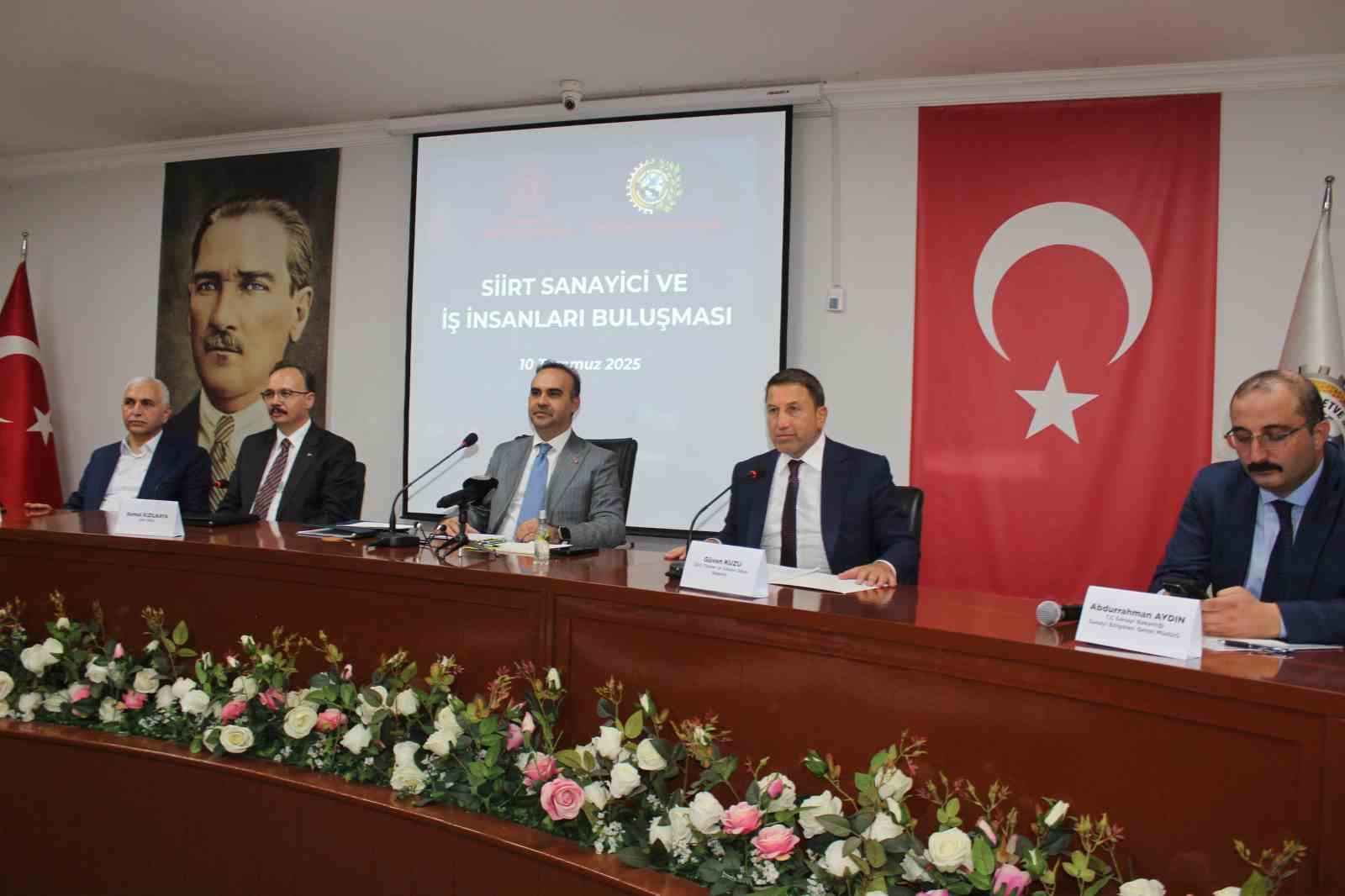 Sanayi ve Teknoloji Bakanı Kacır, Siirt’te iş insanlarıyla bir araya geldi 