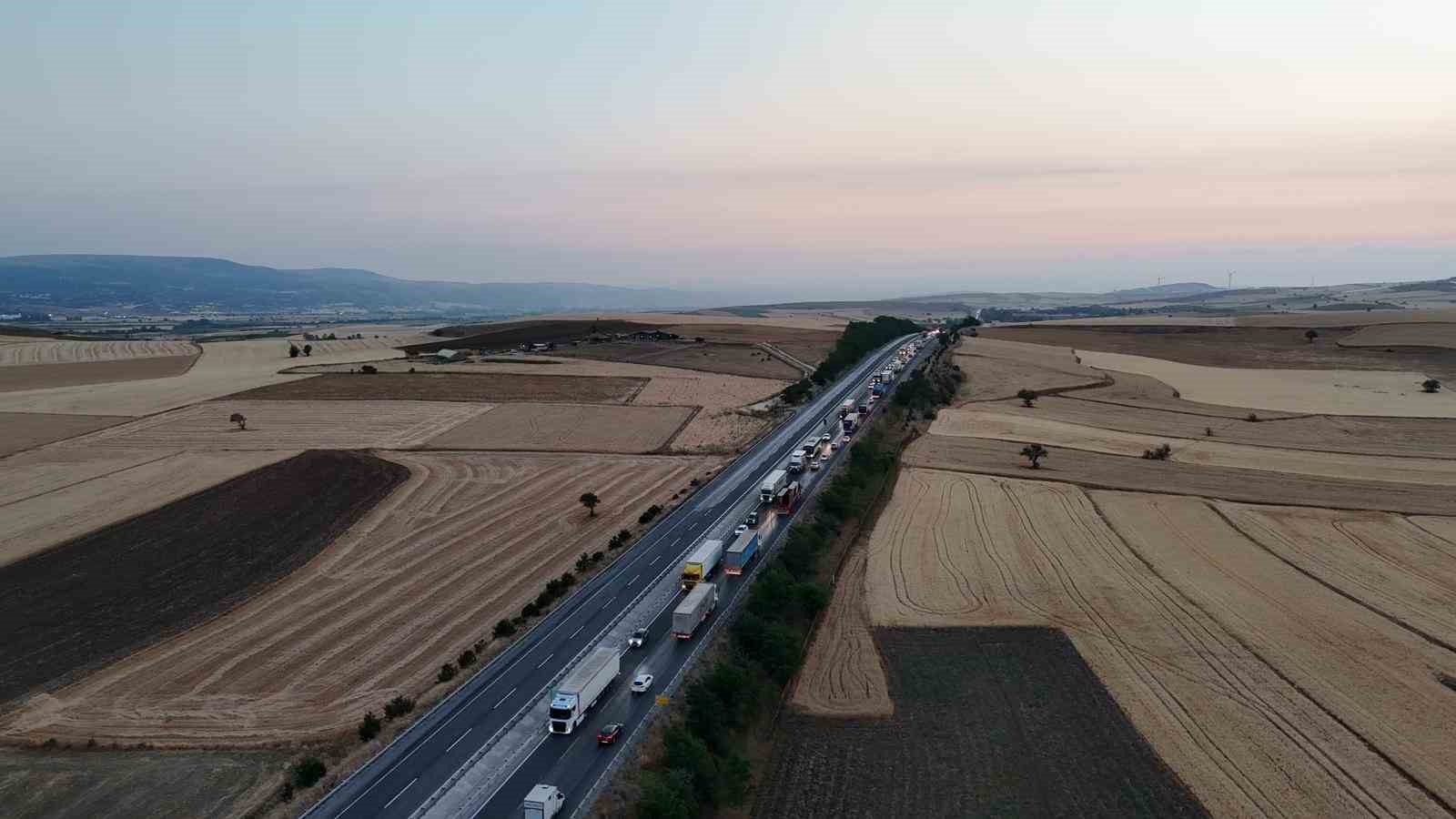Eskişehir-Bozüyük karayolunda trafik durma noktasına geldi 
