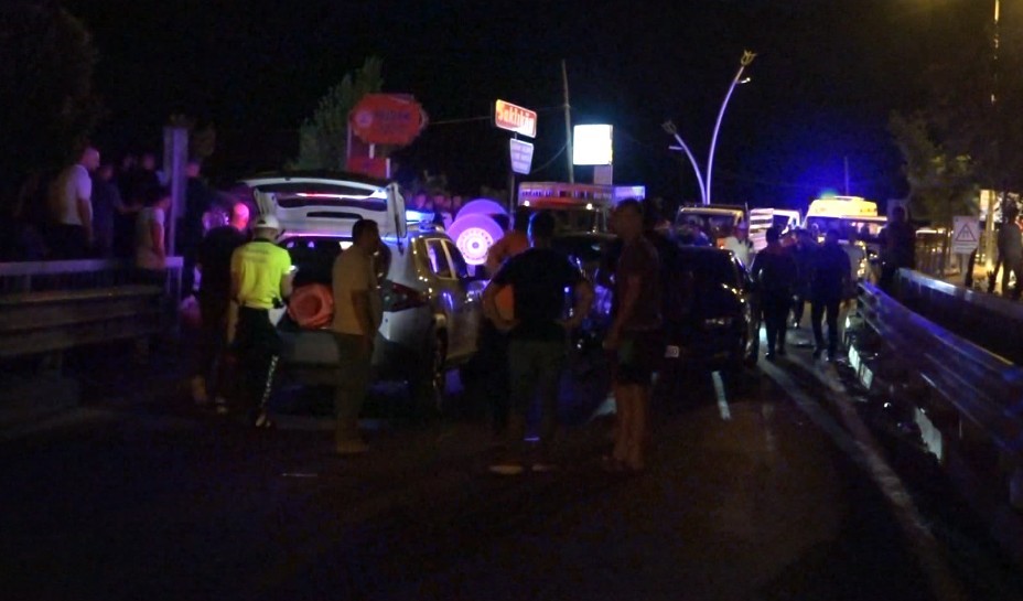 Tunceli’de iki otomobil kafa kafaya çarpıştı: 1 yaralı 