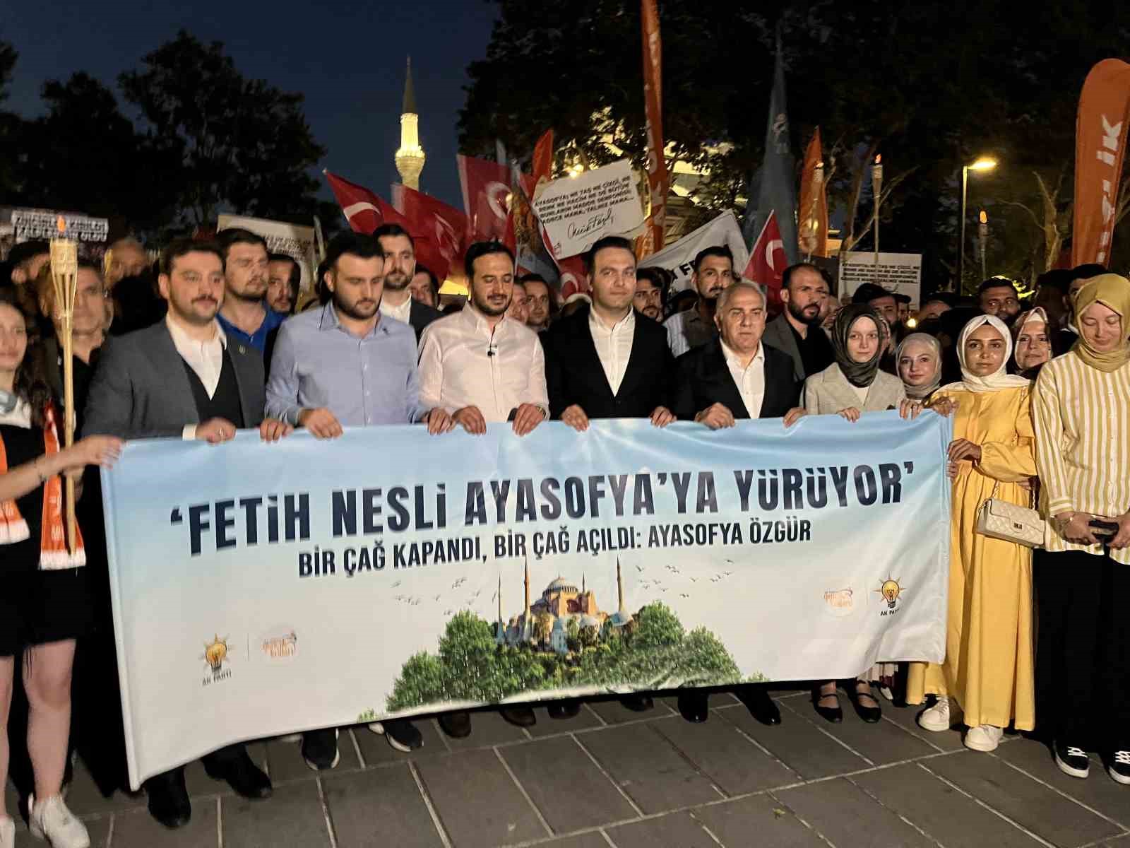 Fatih’te Ayasofya’nın açılış yıldönümü yürüyüşü 