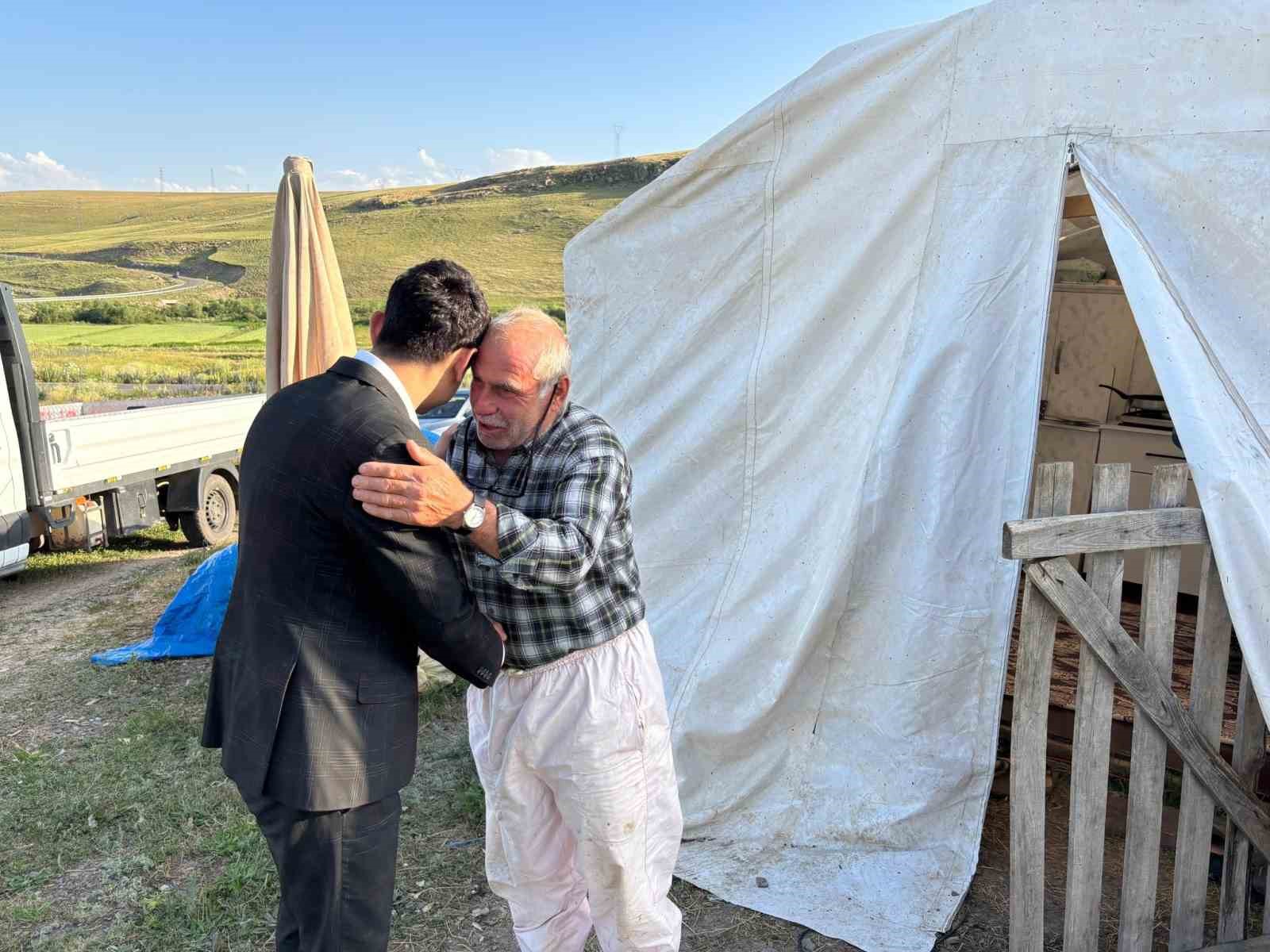 Kaymakam Tutal’dan arıcıya ziyaret 