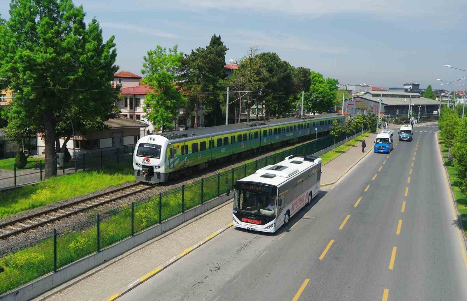 Sakarya Büyükşehir Belediyesi toplu taşımadaki yeni hatları duyurdu 