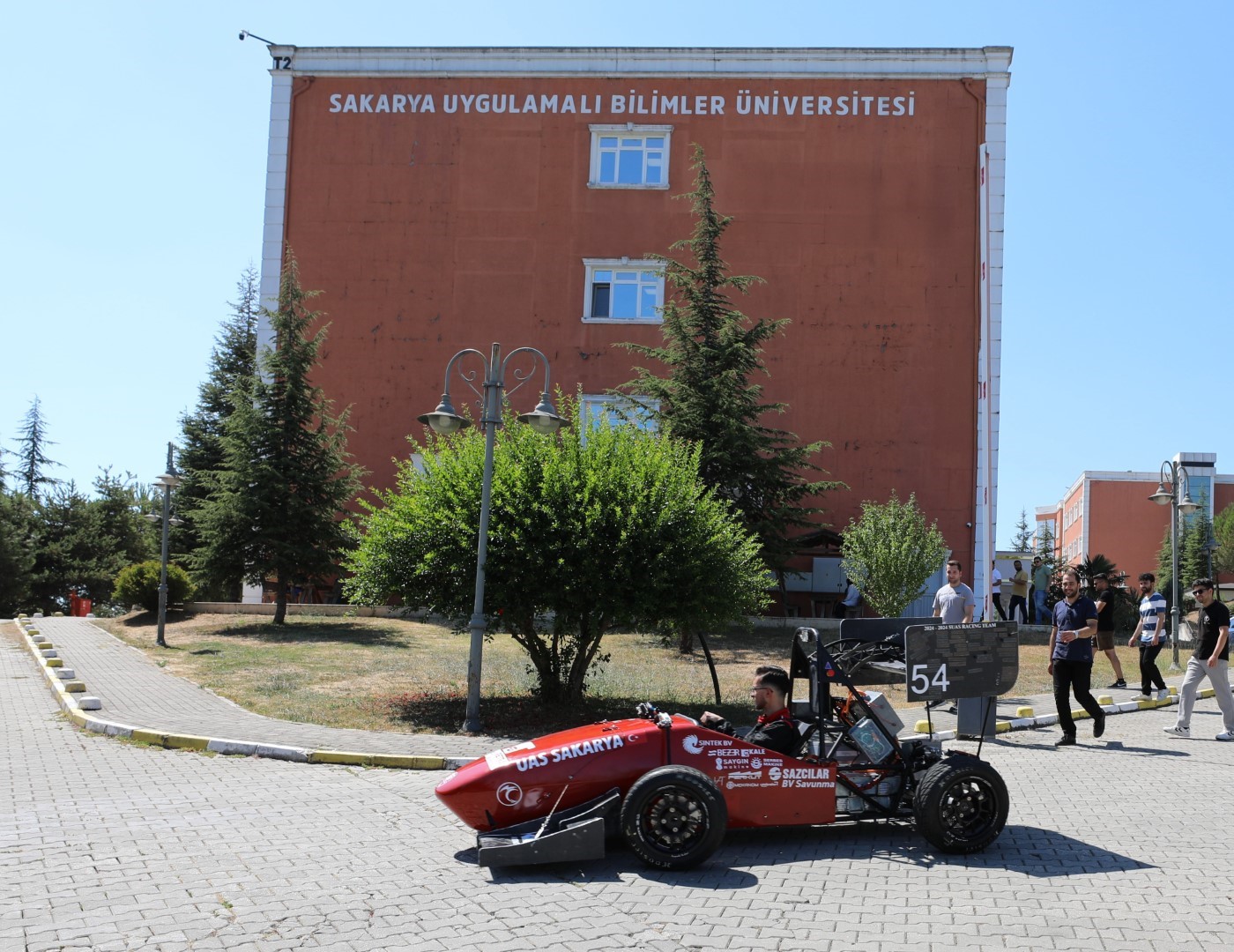 SUBÜ öğrencileri İsviçre’de ülkemizi temsil edecek 