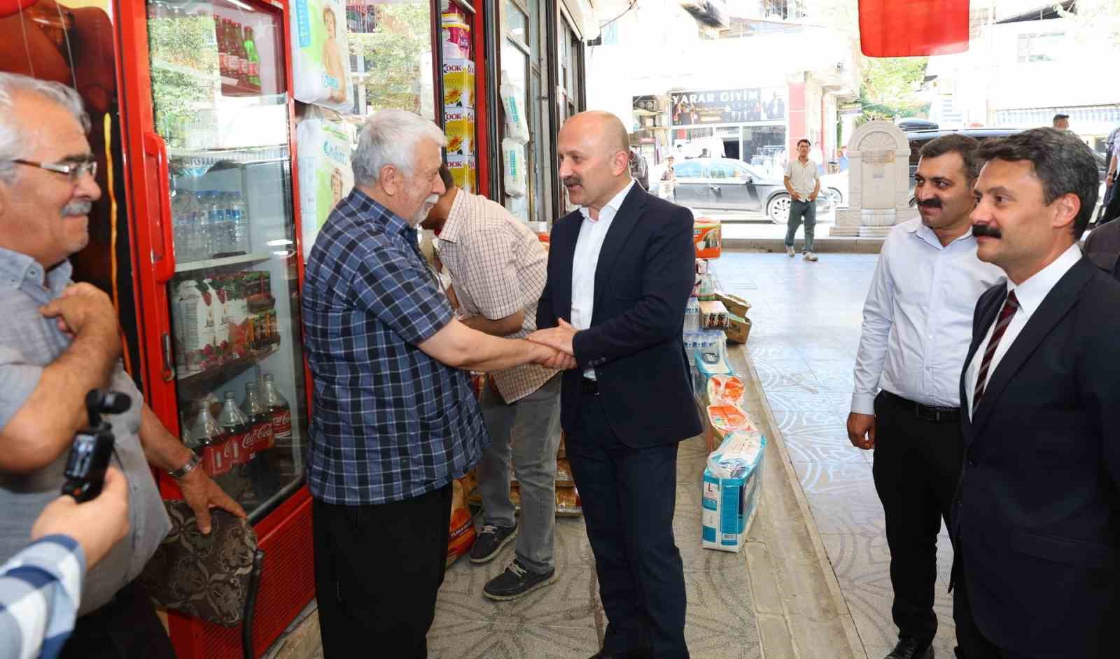Vali Osman Varol, Besni esnafını ziyaret etti 