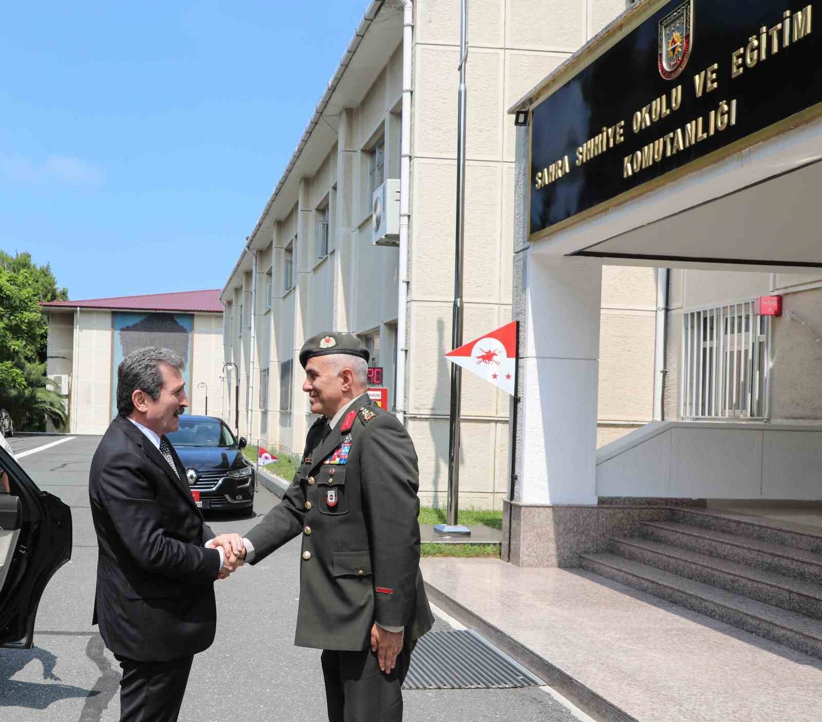 15 Temmuz gazisi Tümgeneral Ala’ya anlamlı ziyaret 