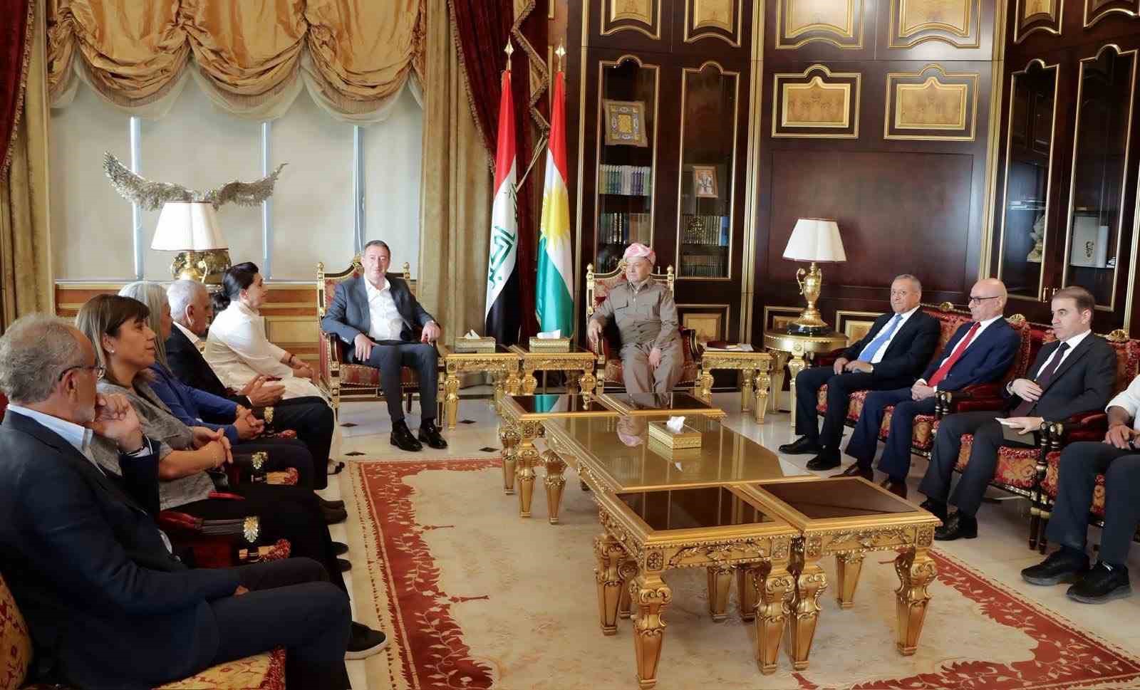 DEM Parti heyeti, KDP Başkanı Barzani ile barış sürecini görüştü 