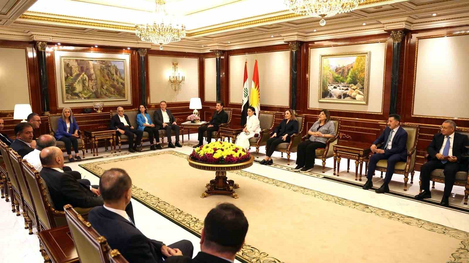 IKBY Başkanı Neçirvan Barzani, DEM Parti heyetini kabul etti 