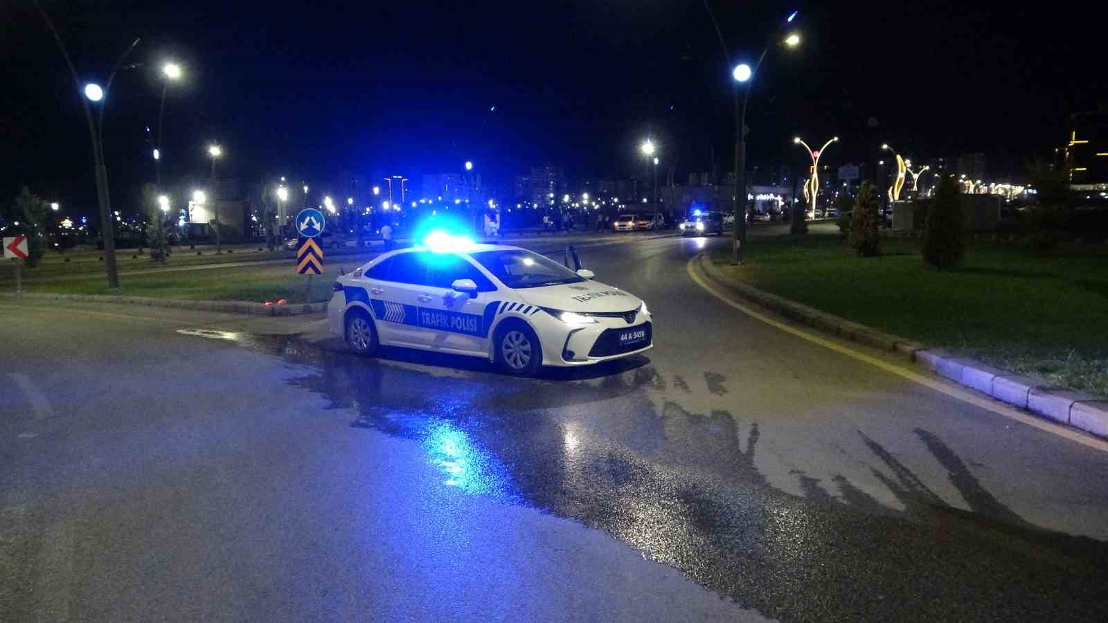 Malatya’da asker konvoyu ortalığı karıştırdı 