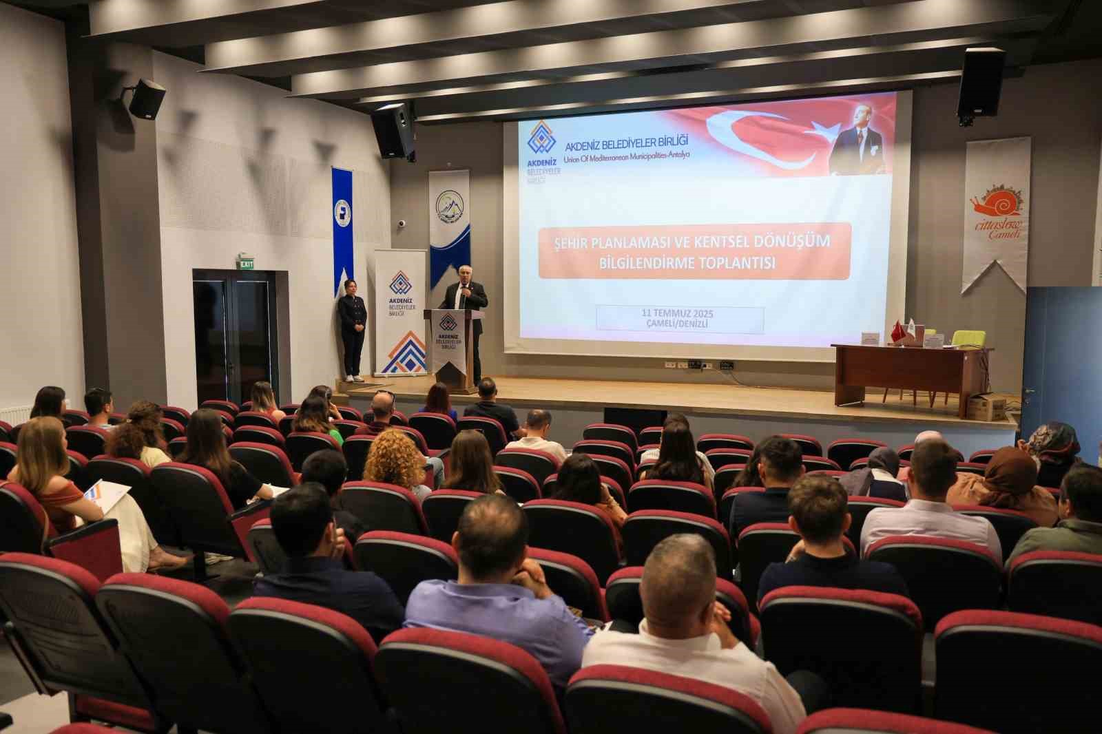 Çameli ‘Şehir Planlaması ve Kentsel Dönüşüm’ eğitimine ev sahipliği yaptı 