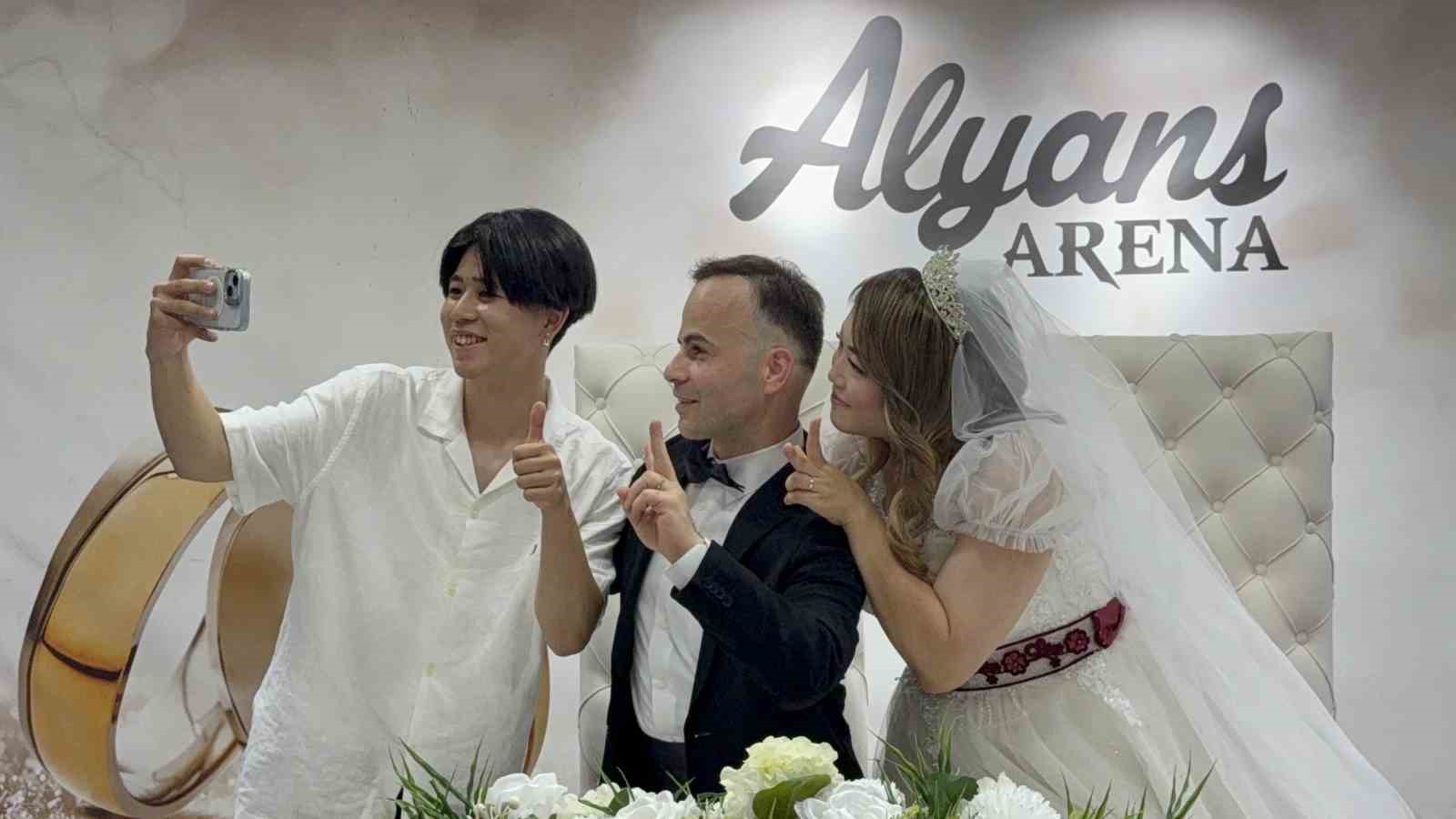 Japonya’dan Düzce’ye gelin geldi: 13 bin kilometrelik aşk 