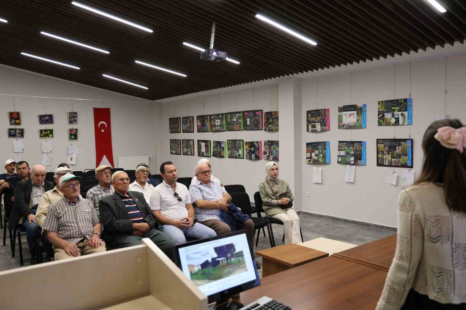Huzurevi sakinleri farklı bir gün yaşadı 
