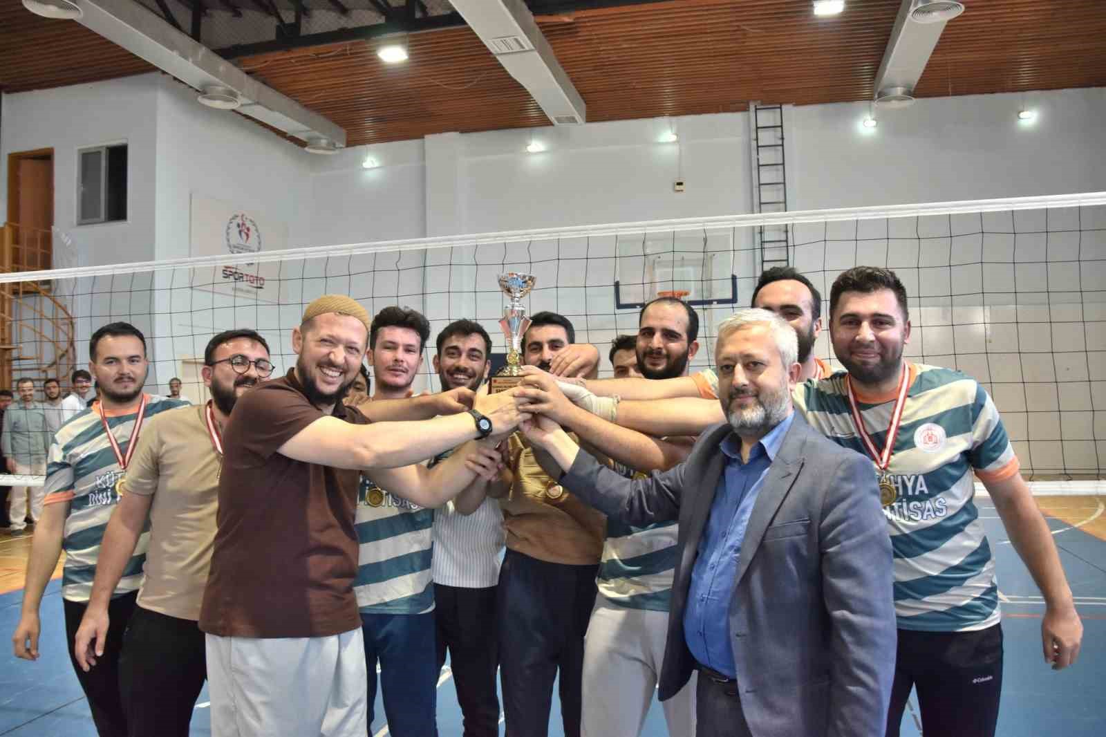 Kütahya Dini İhtisas Merkezi’nde hem eğitim hem etkinlik dolu günler 