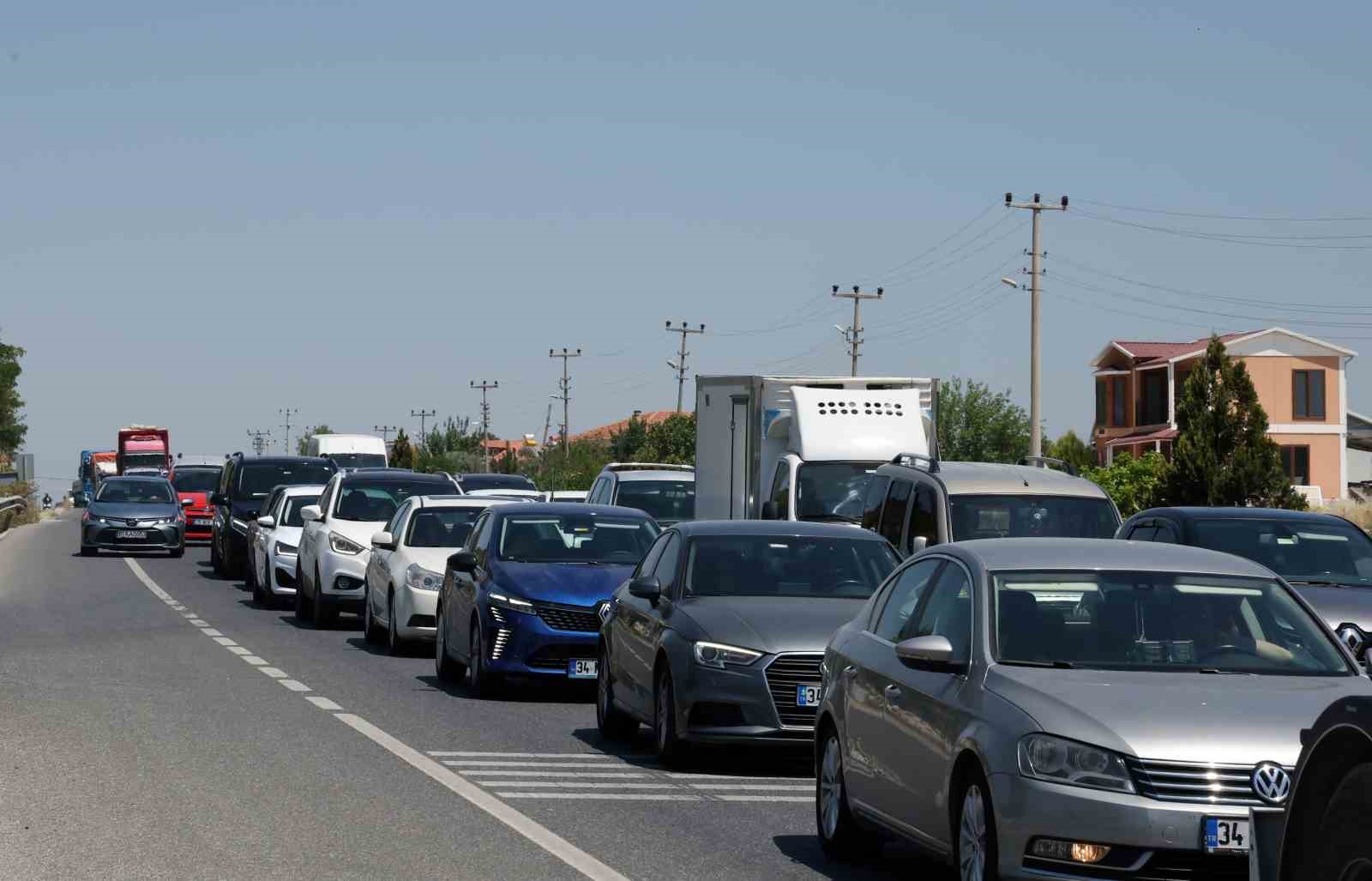 Araç kuyruğunun bir ucu Aydın, diğer ucu Muğla’da 