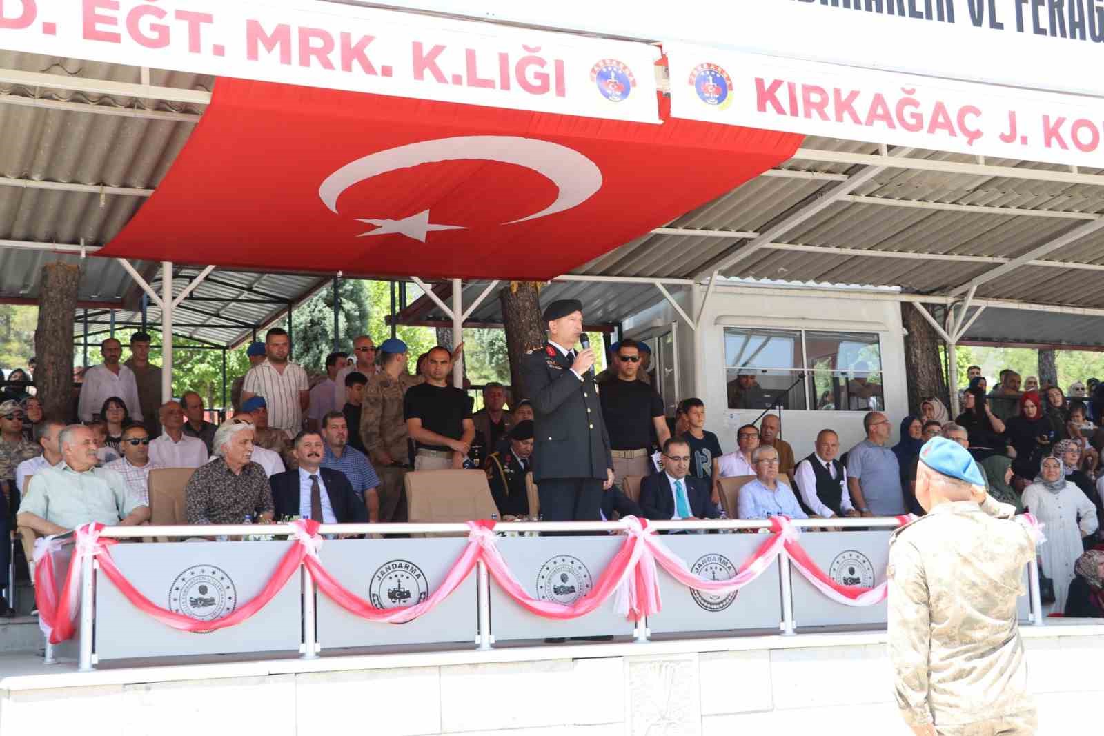 Kırkağaç’ta 38. dönem uzman erbaşlar yemin etti 