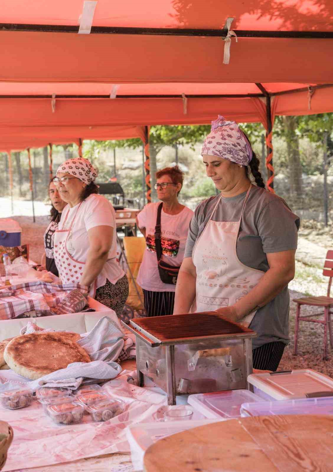 Yarışlar Kenti Magnesia’da Tarihi Köy Pazarı hizmete girdi 