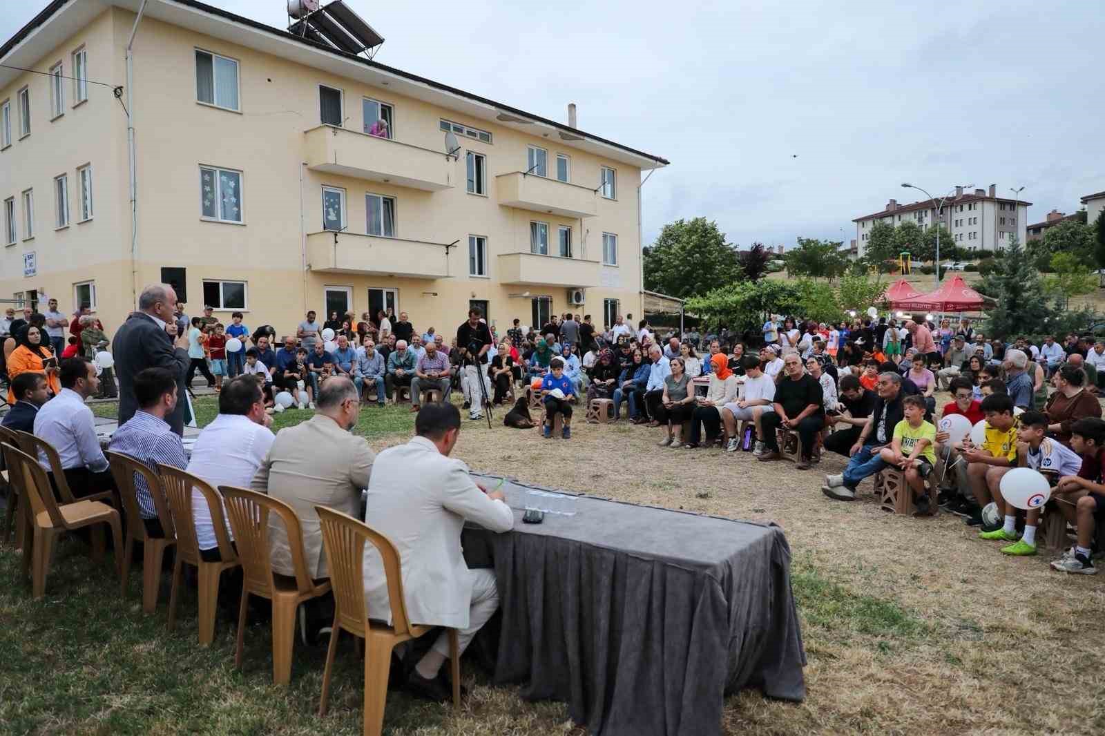Başkan Özlü, halk buluşmalarına devam ediyor 